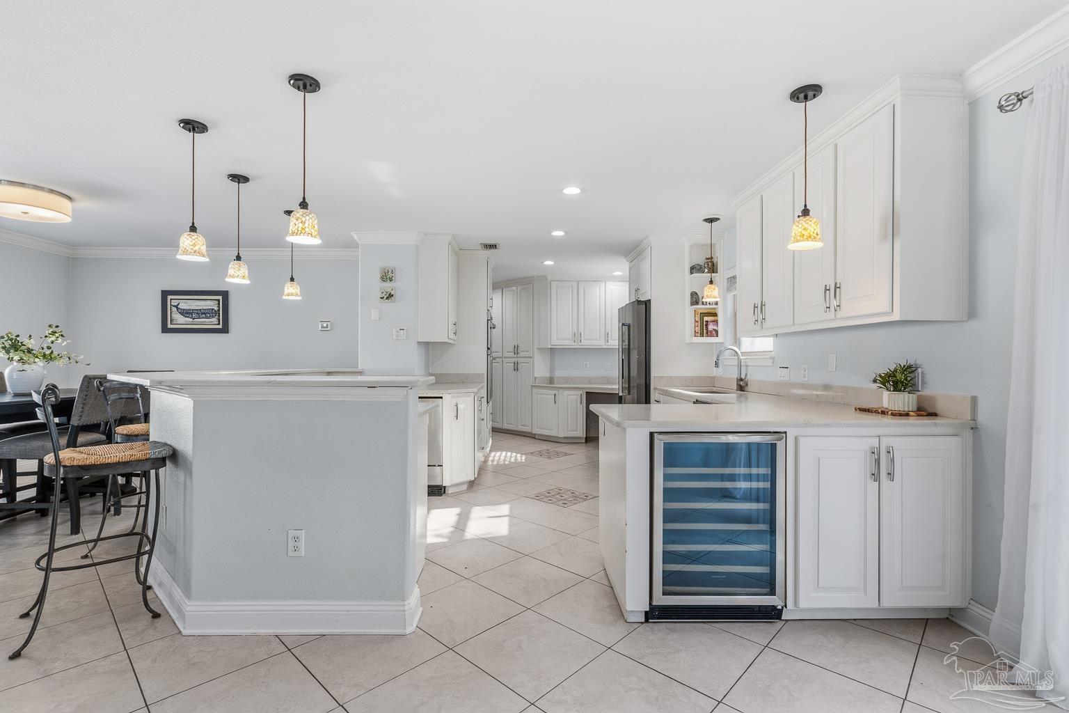 961 Aquamarine Dr