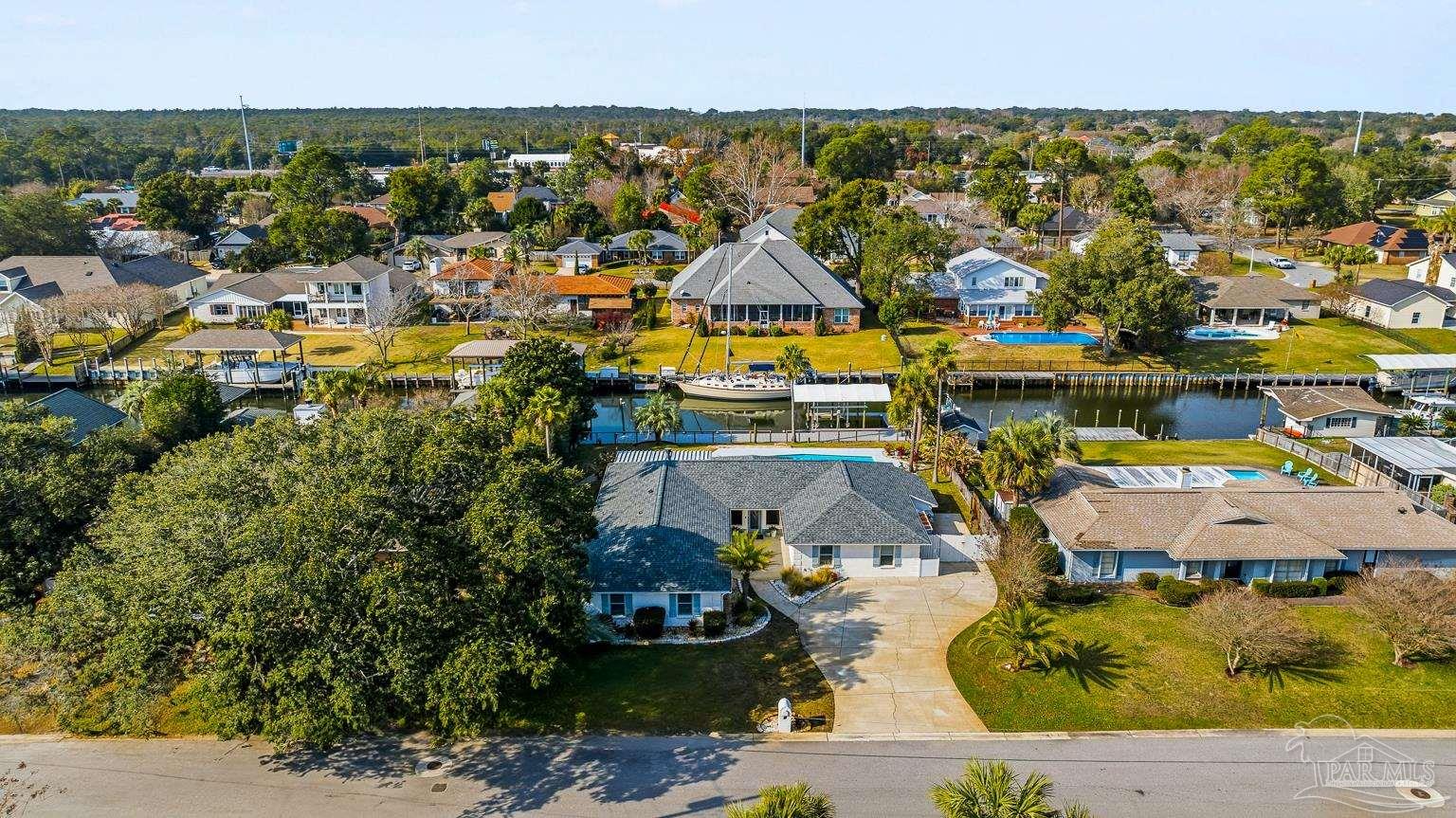 961 Aquamarine Dr