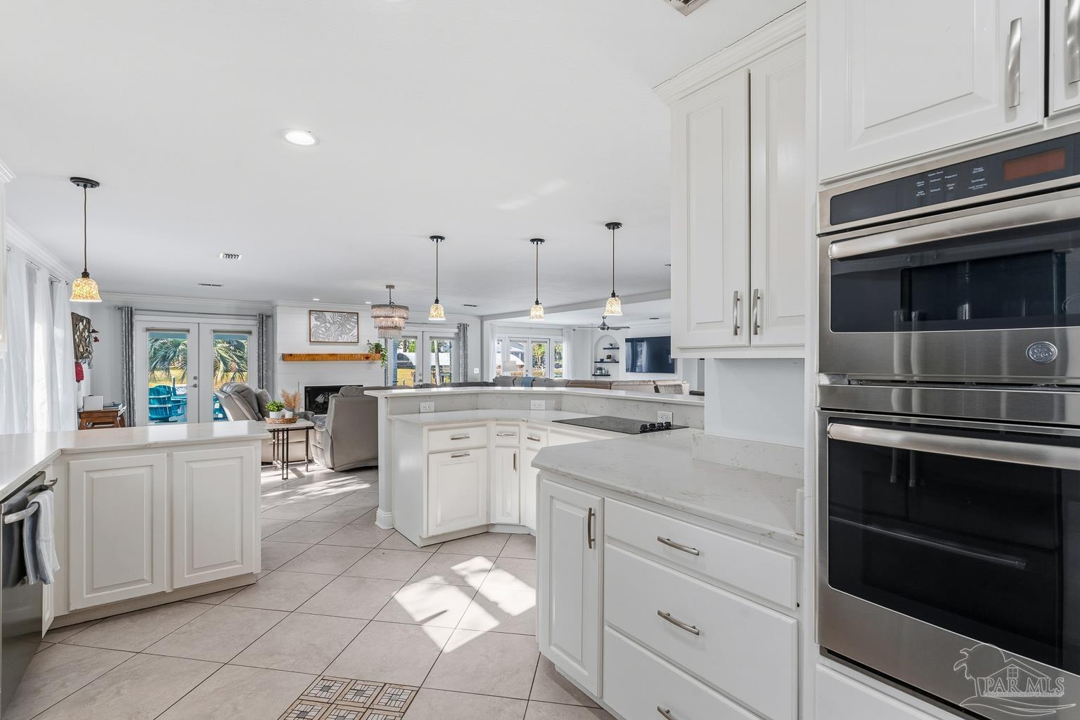 961 Aquamarine Dr