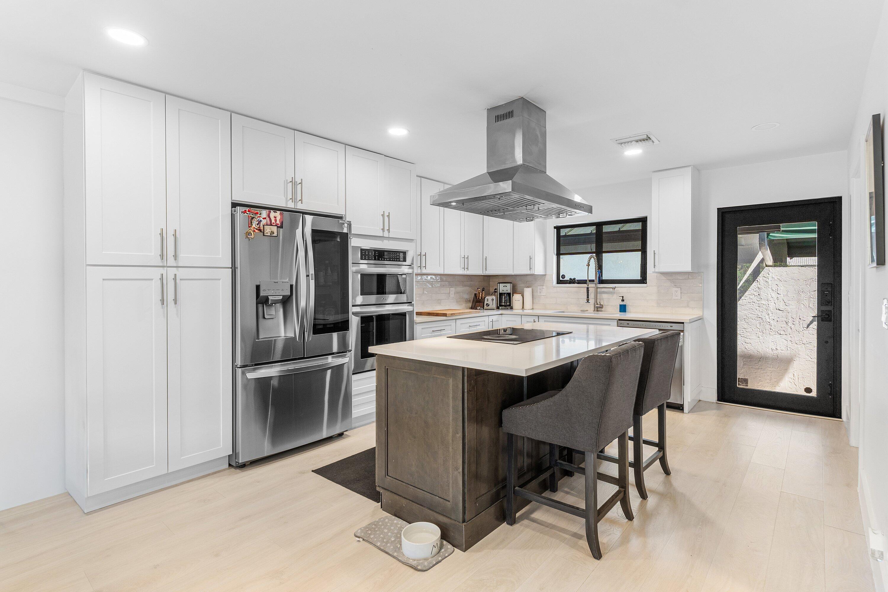 629 NE 19th Ave