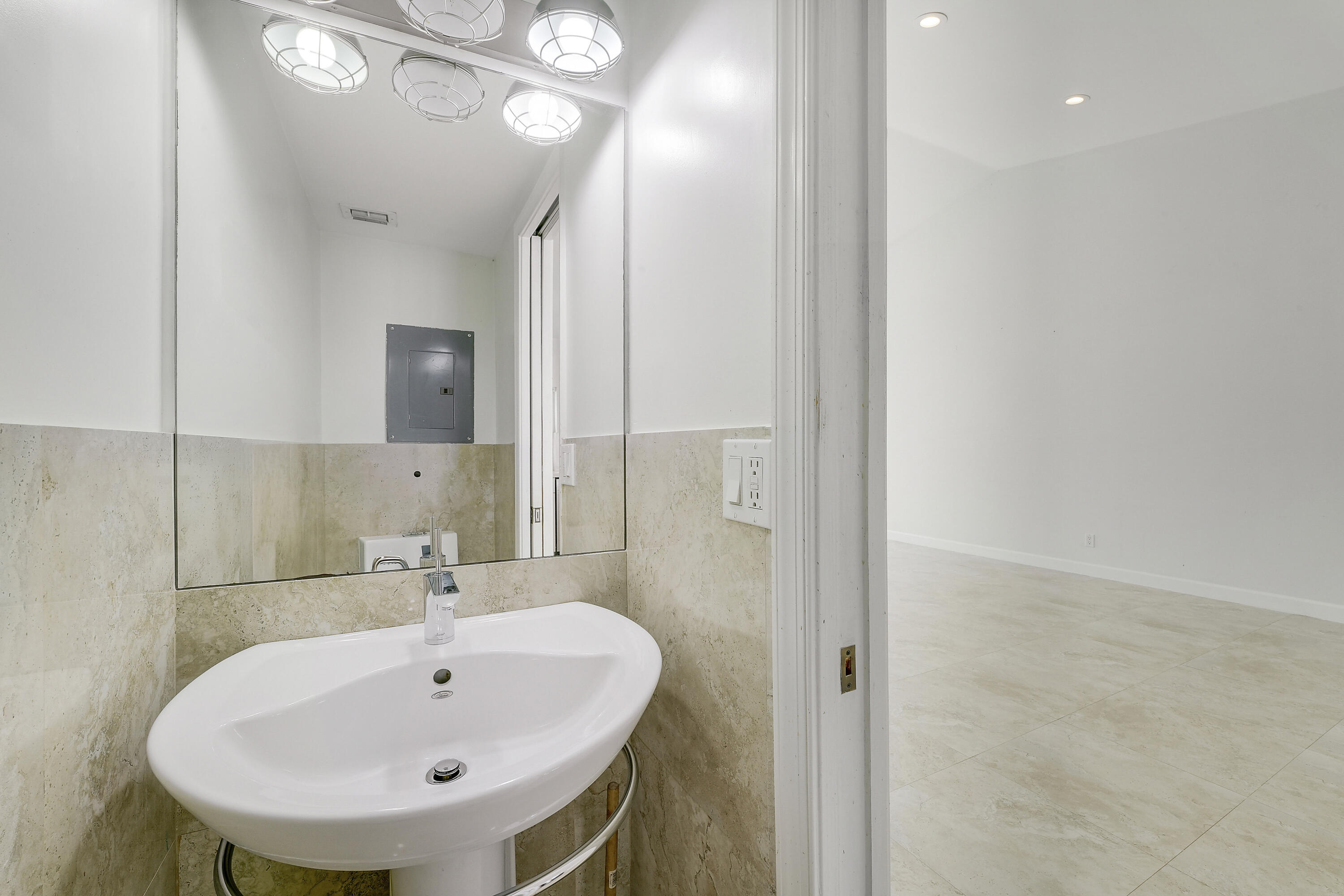 3703 Mykonos Court