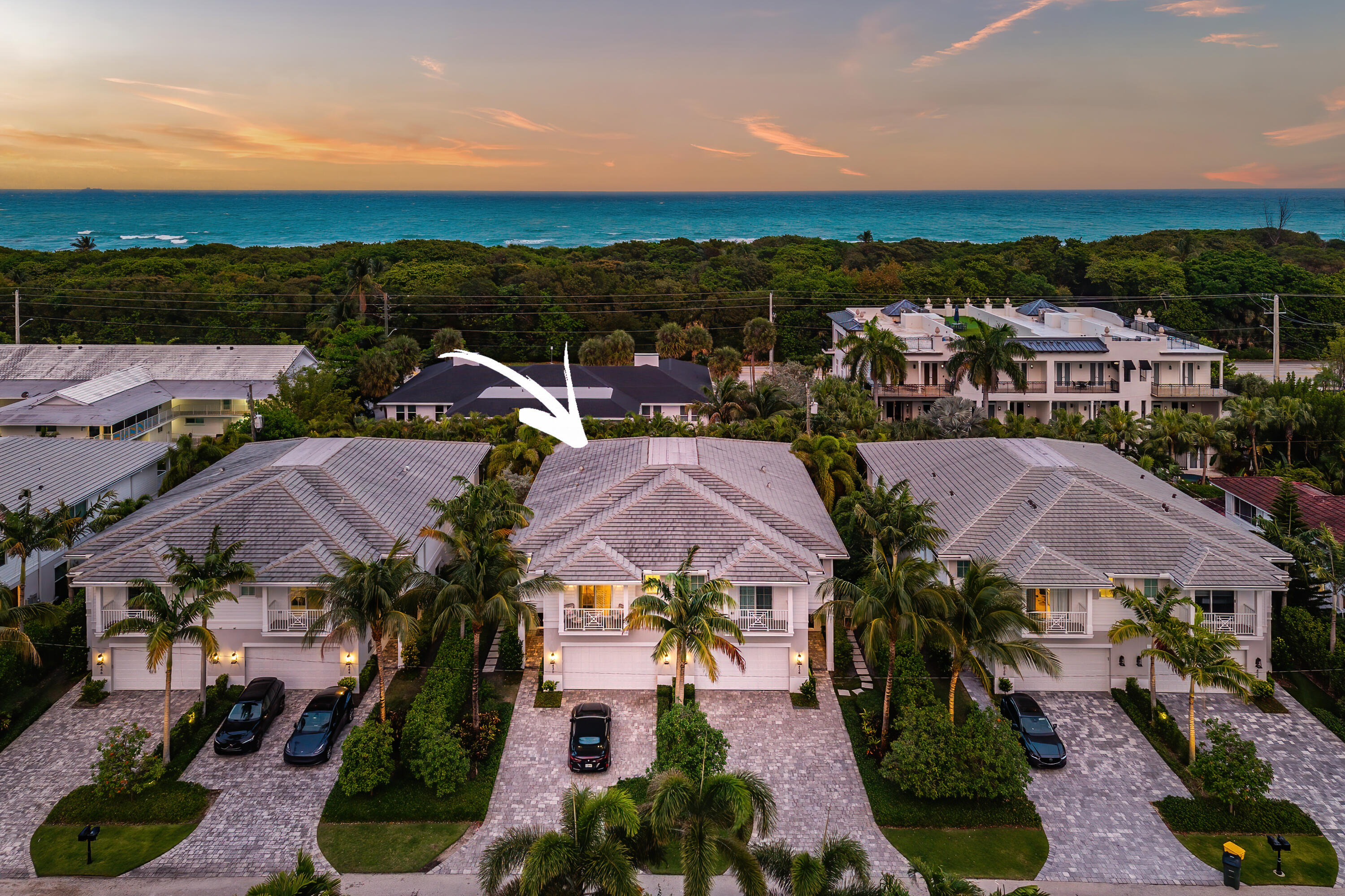 436 NE Wavecrest Way