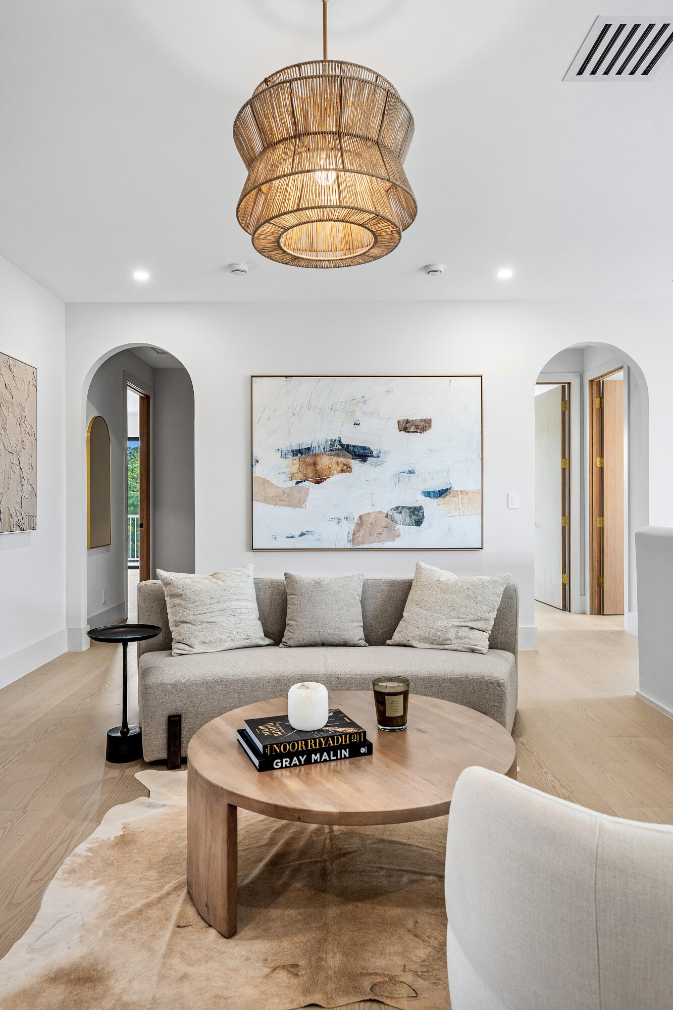 1701 N Swinton Avenue