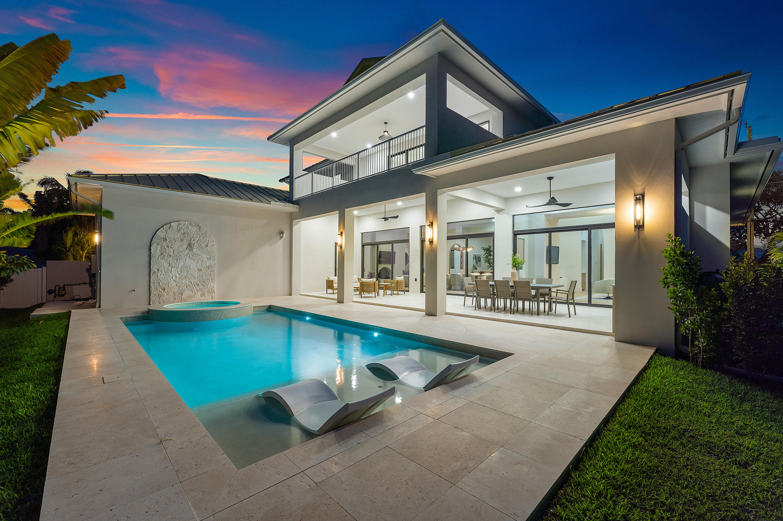 1701 N Swinton Avenue