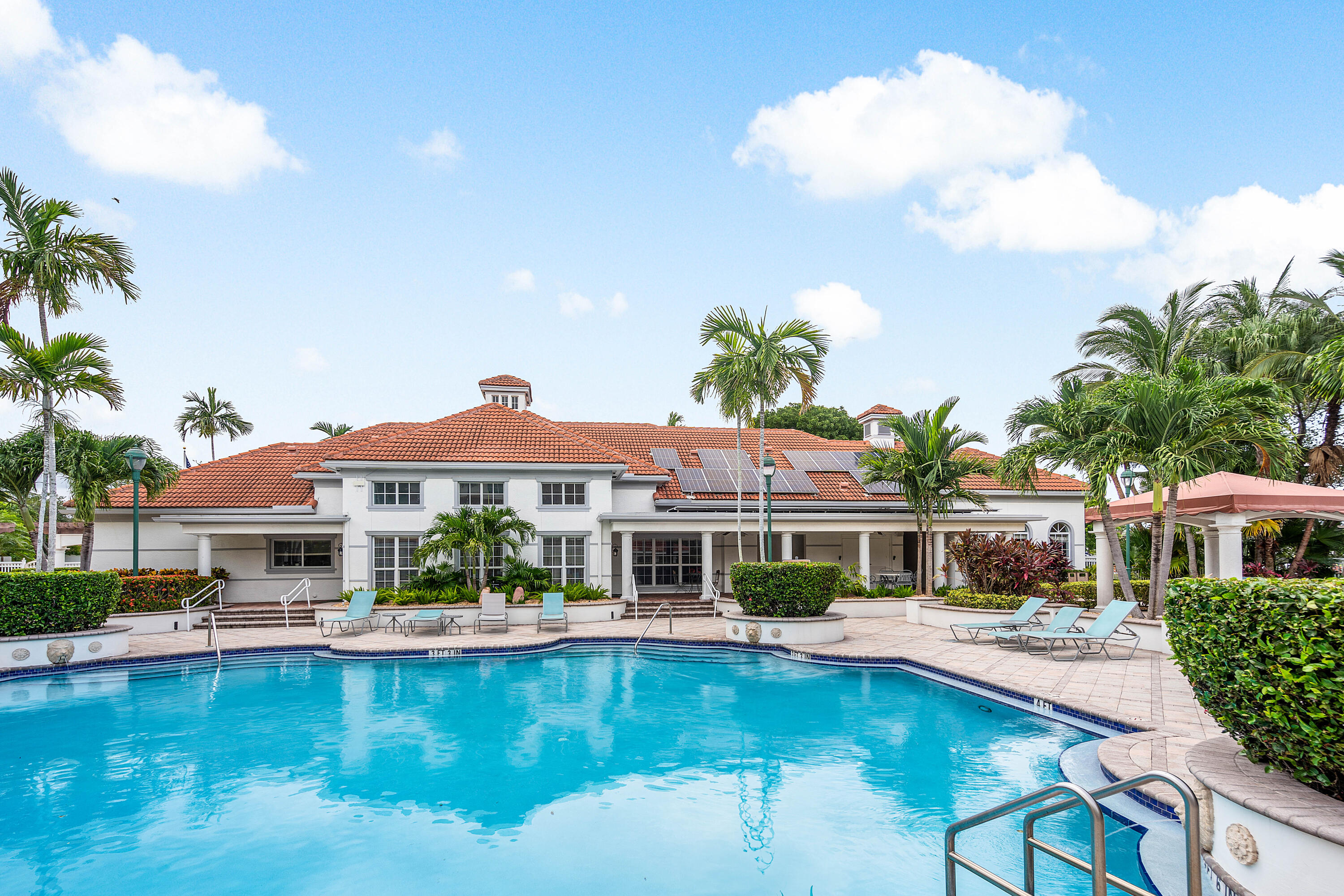 2052 Alta Meadows Lane