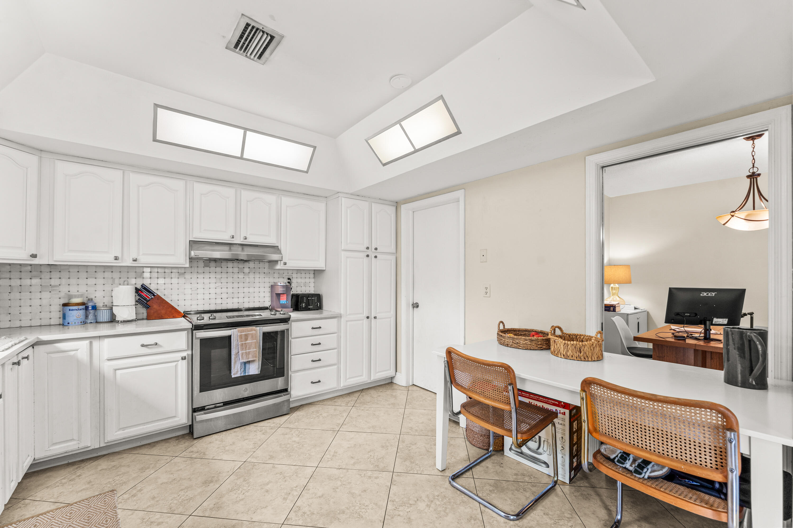 1270 SW 8th Street