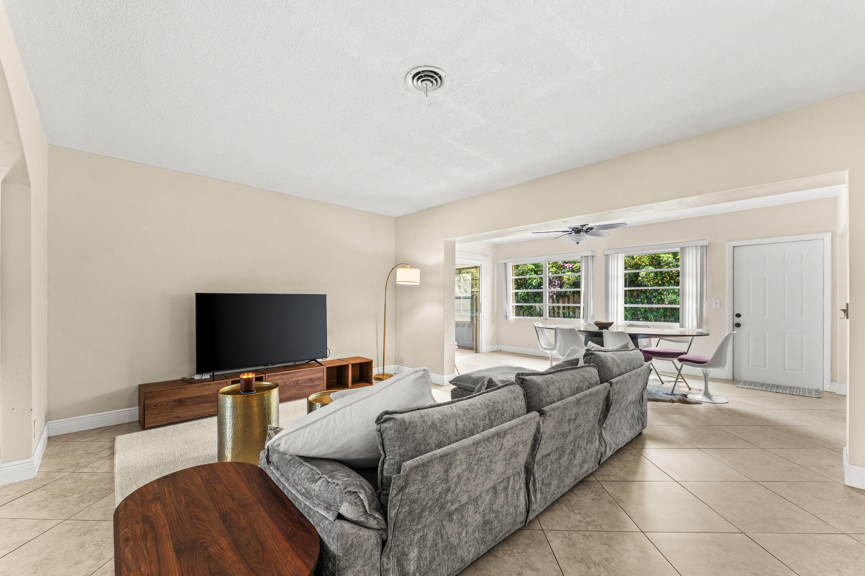 1270 SW 8th Street