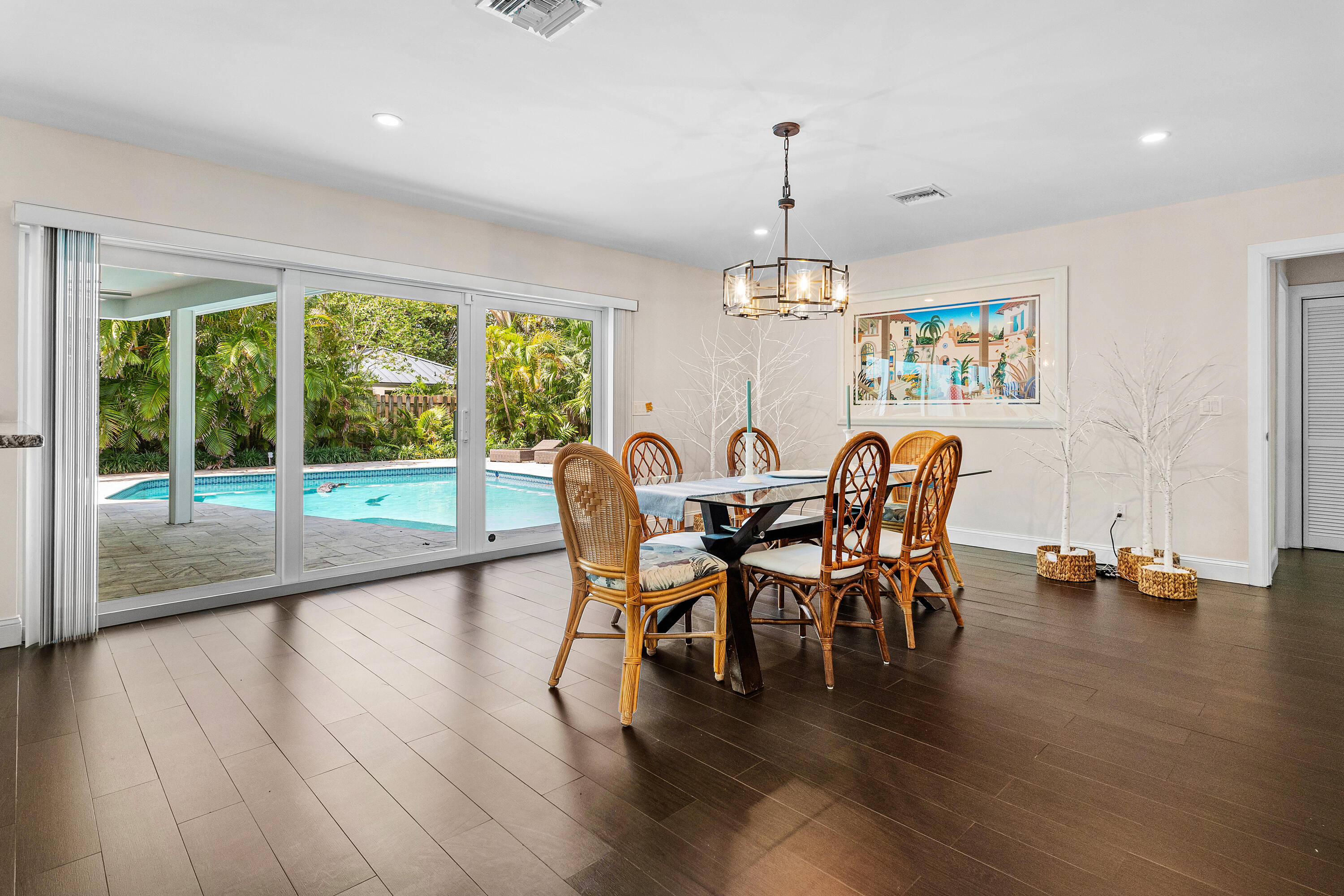 2401 Banyan Road