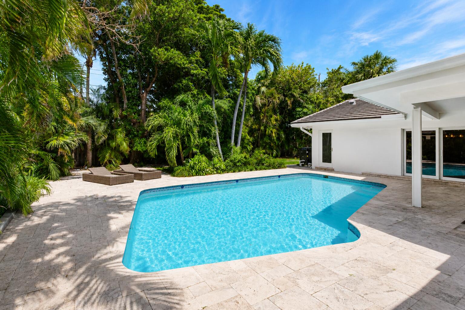 2401 Banyan Road