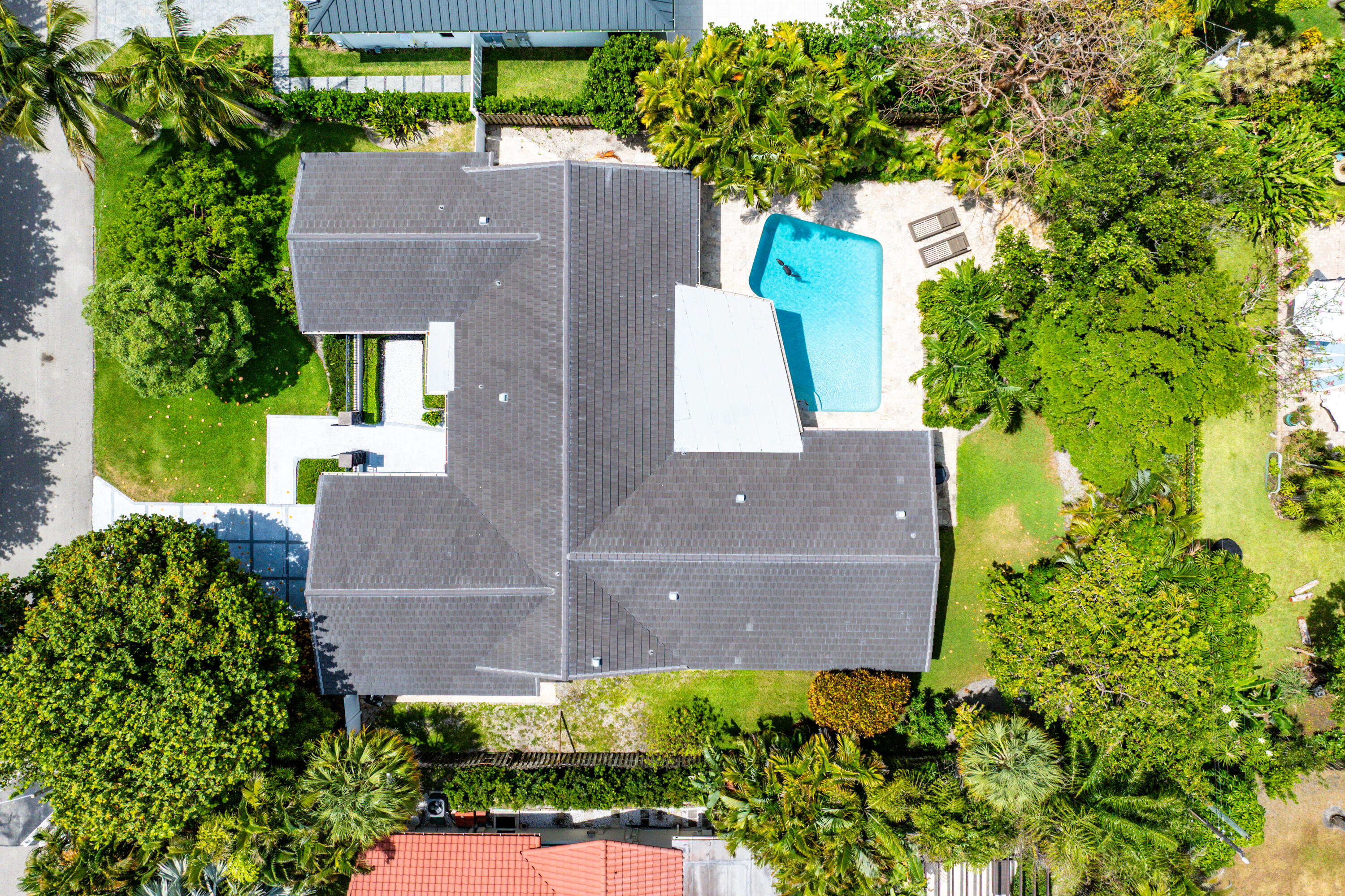 2401 Banyan Road