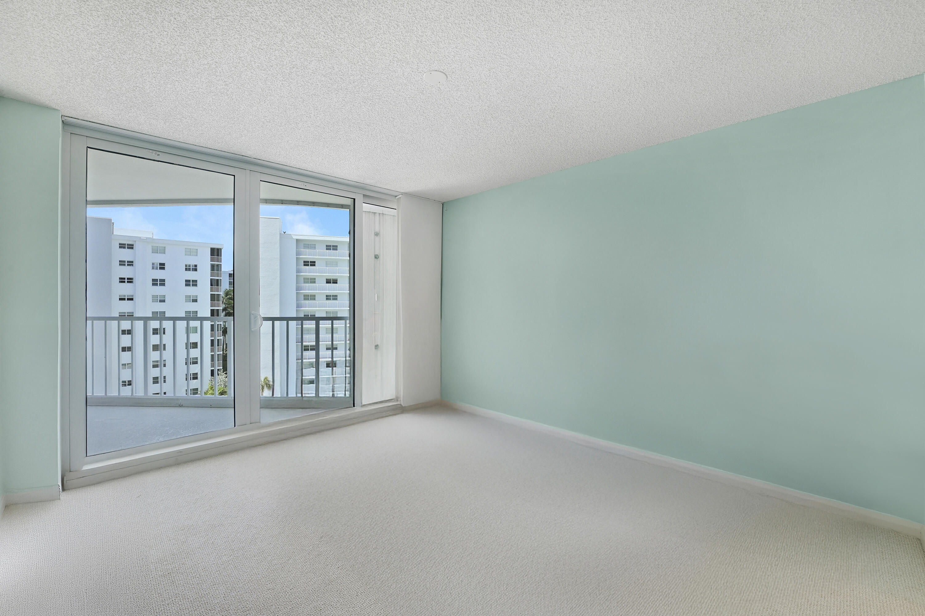3210 S Ocean Boulevard 703