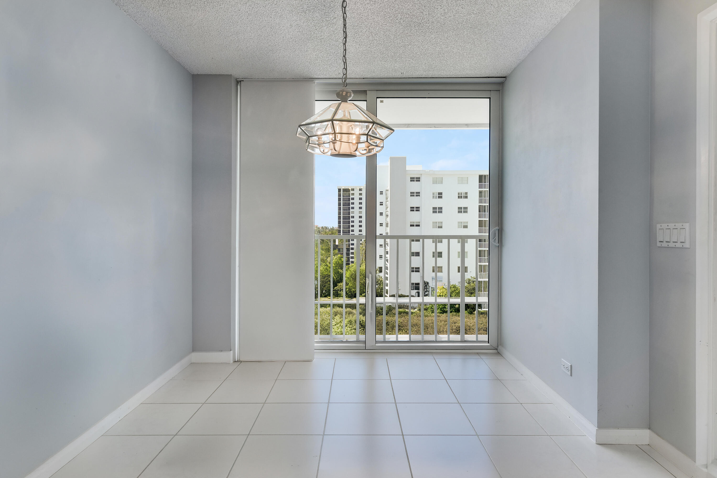 3210 S Ocean Boulevard 703
