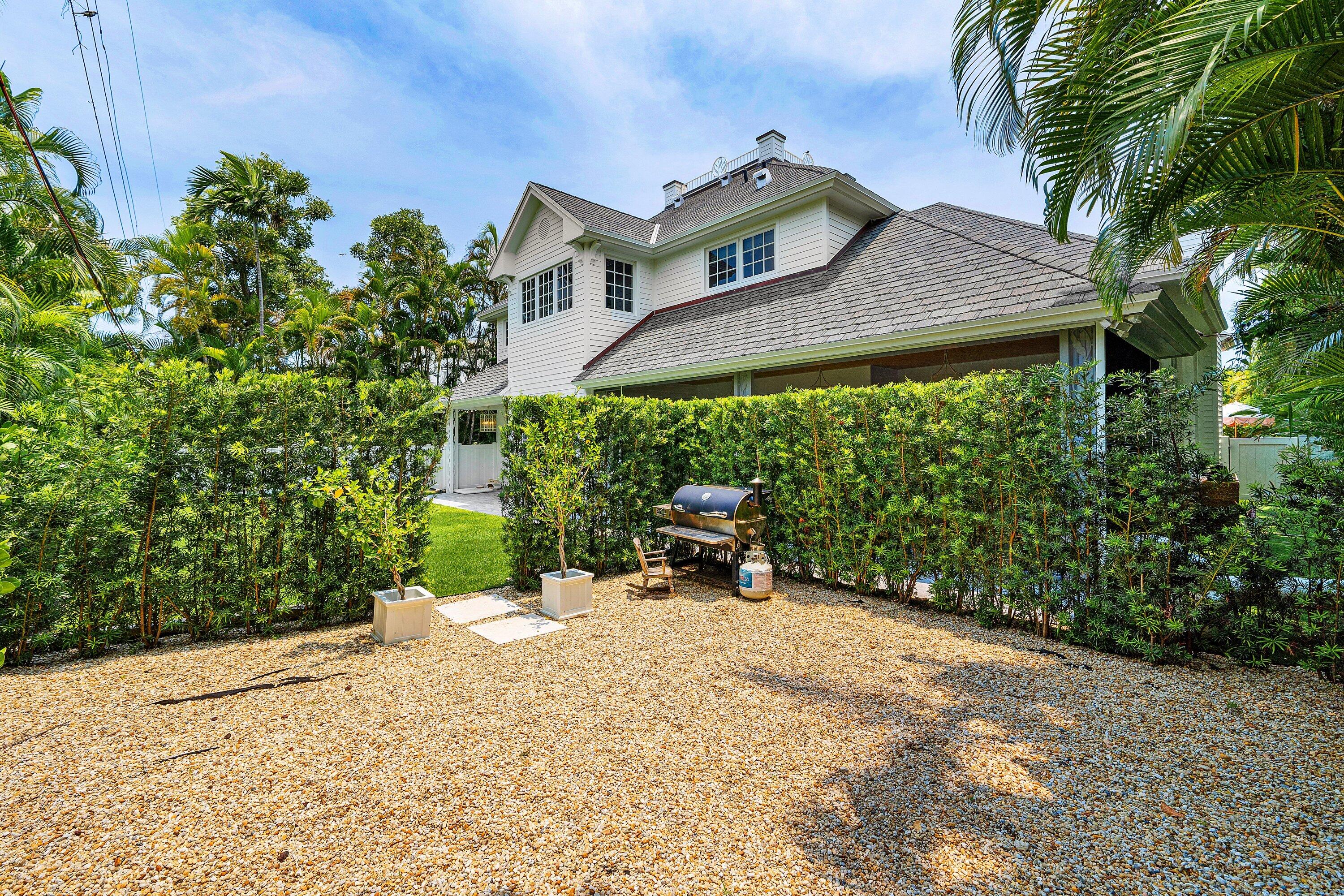 477 NE Spanish Court