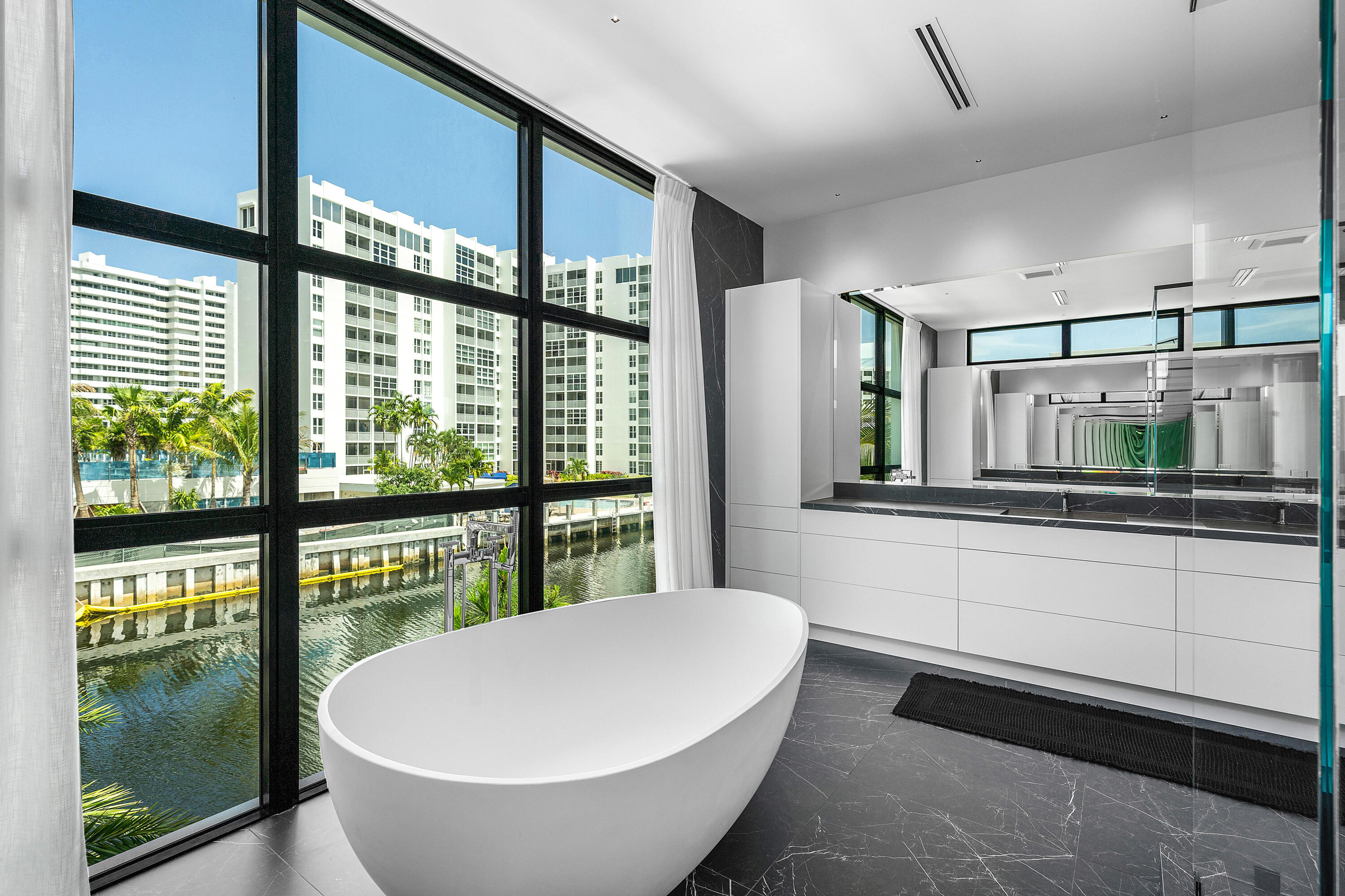 1670 E Terra Mar Drive, Lauderdale-By-The-Sea
