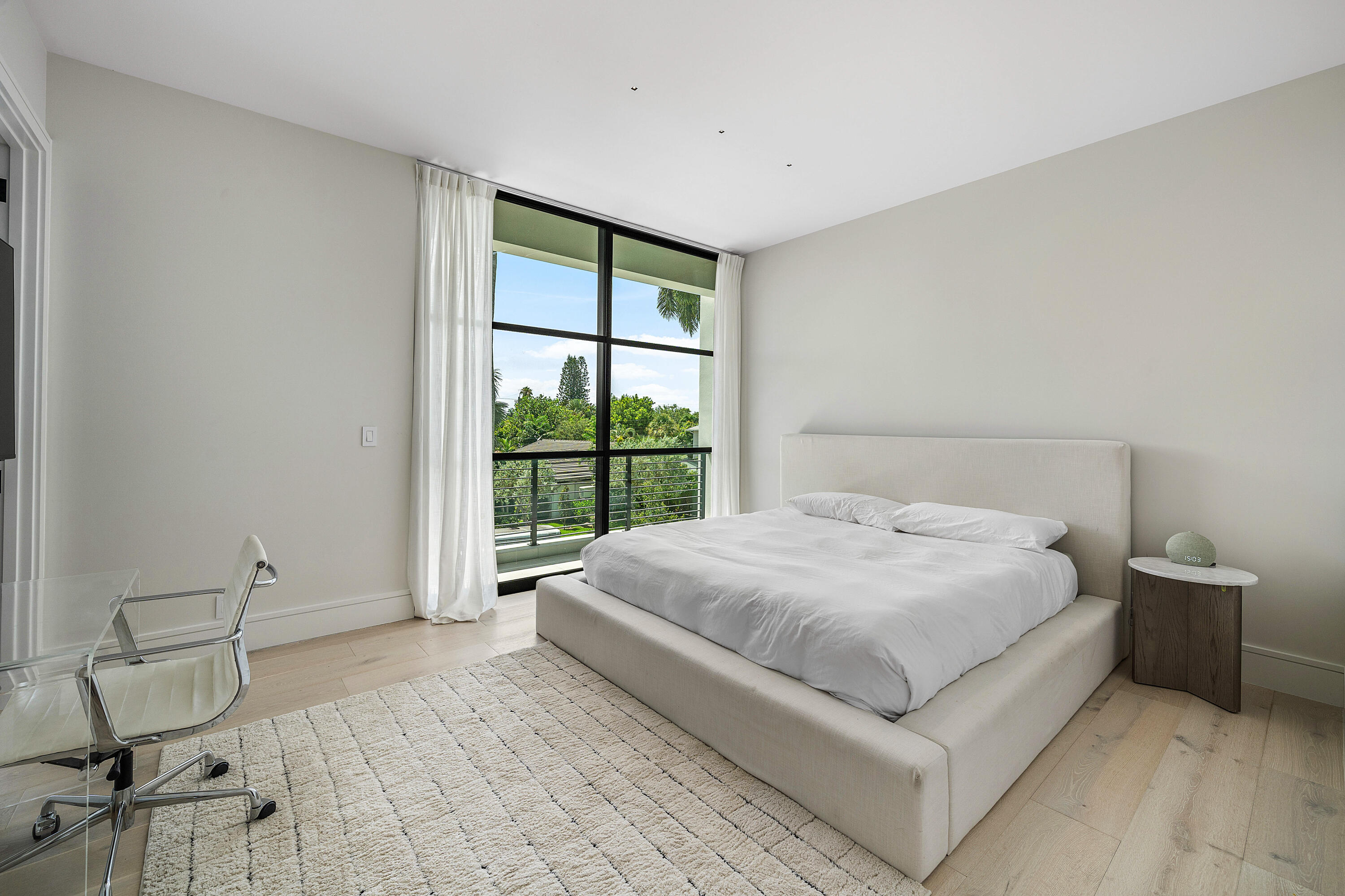 1670 E Terra Mar Drive, Lauderdale-By-The-Sea