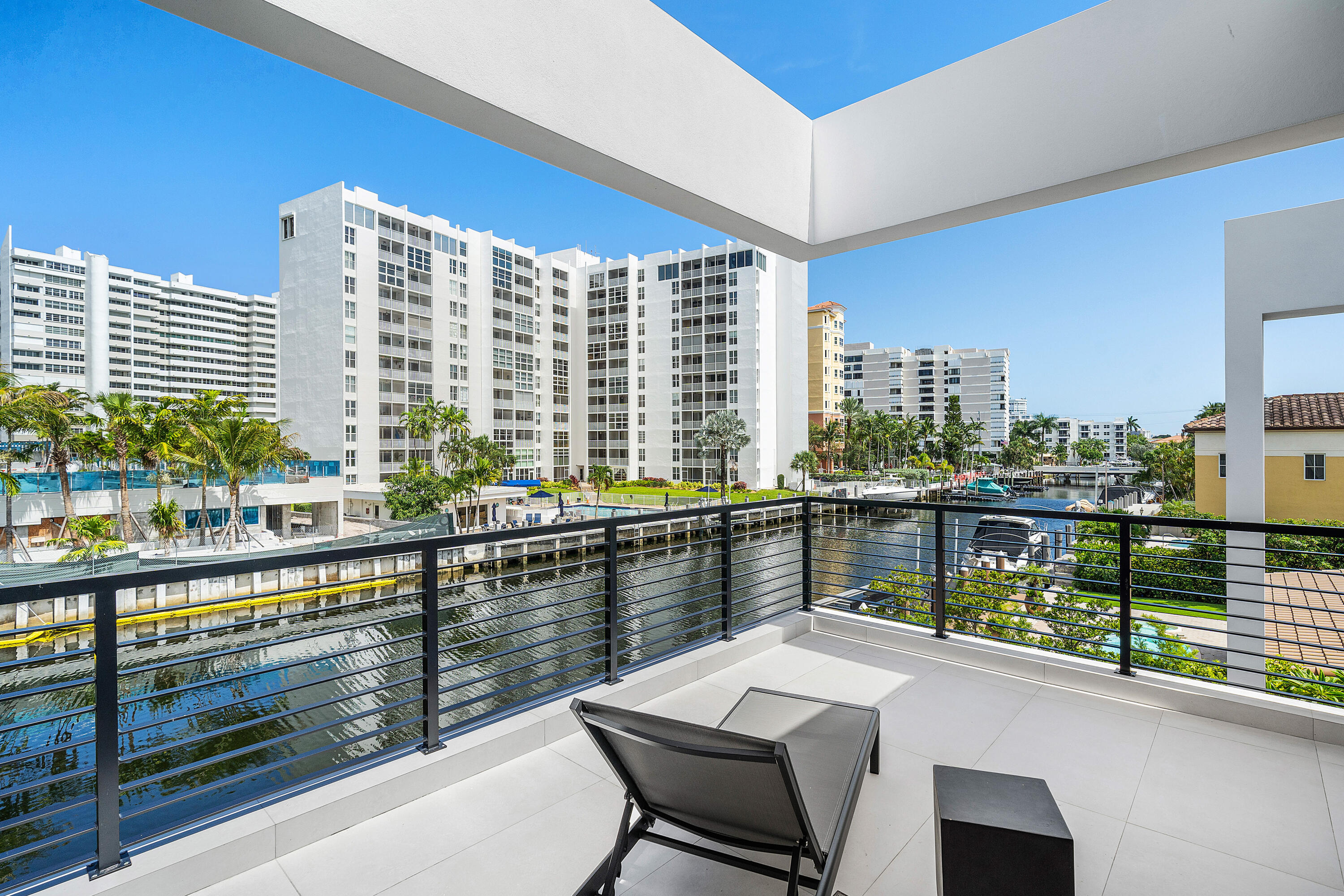 1670 E Terra Mar Drive, Lauderdale-By-The-Sea
