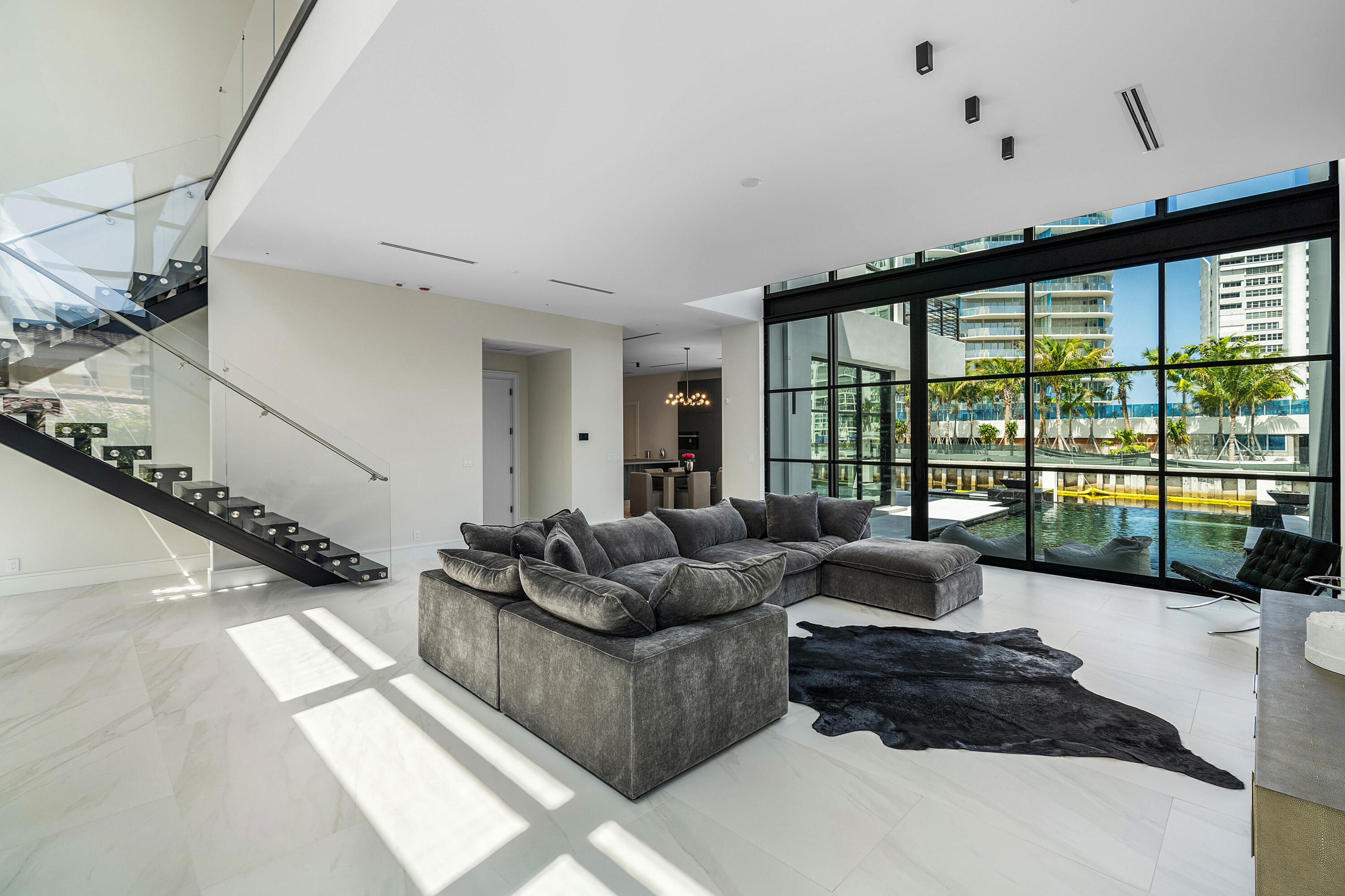 1670 E Terra Mar Drive, Lauderdale-By-The-Sea