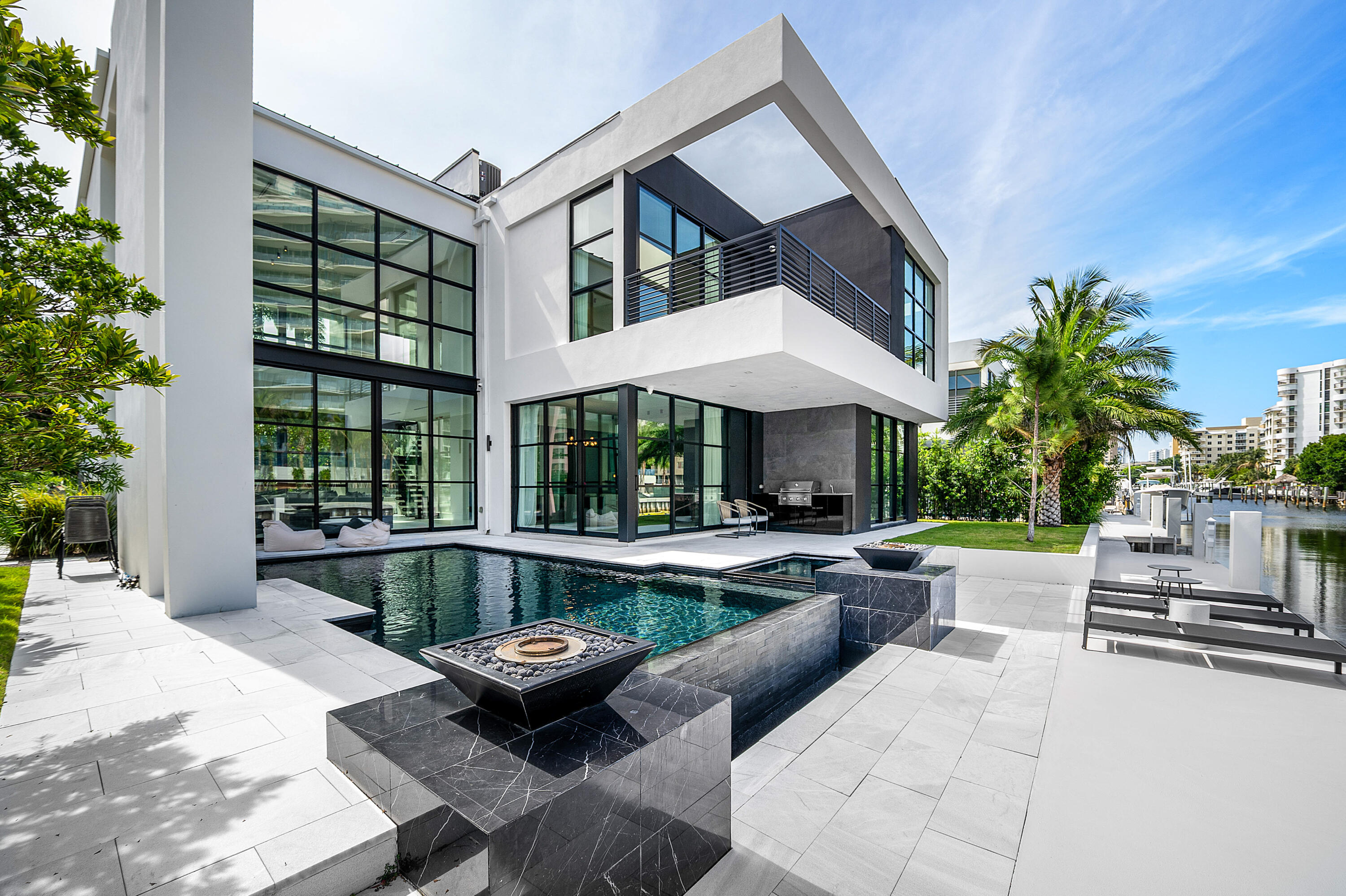 1670 E Terra Mar Drive, Lauderdale-By-The-Sea