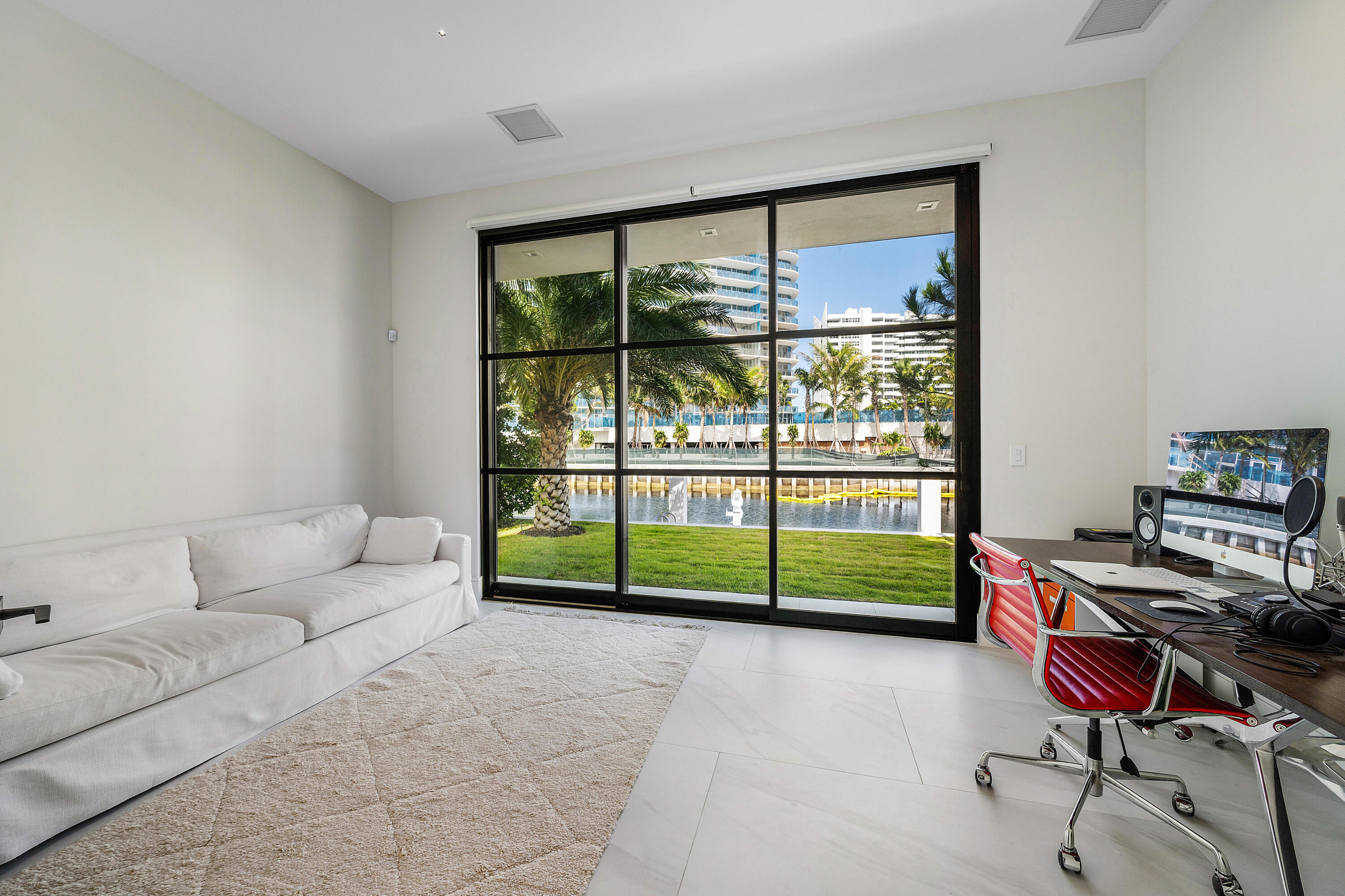 1670 E Terra Mar Drive, Lauderdale-By-The-Sea