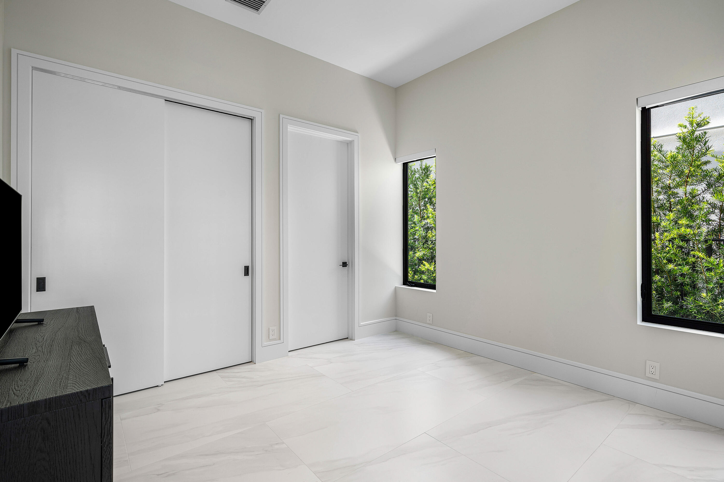 1670 E Terra Mar Drive, Lauderdale-By-The-Sea