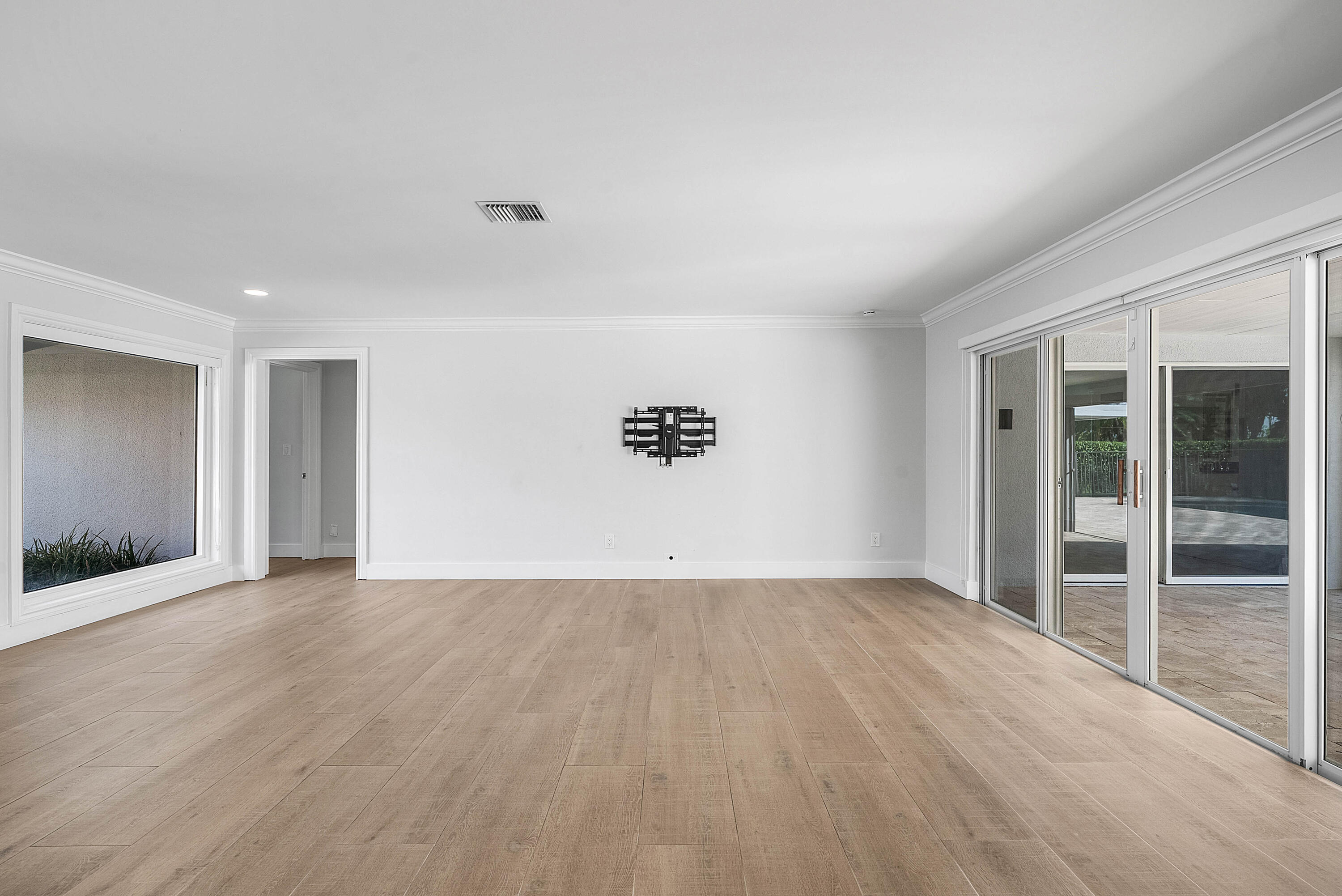 5854 Pinebrook Drive
