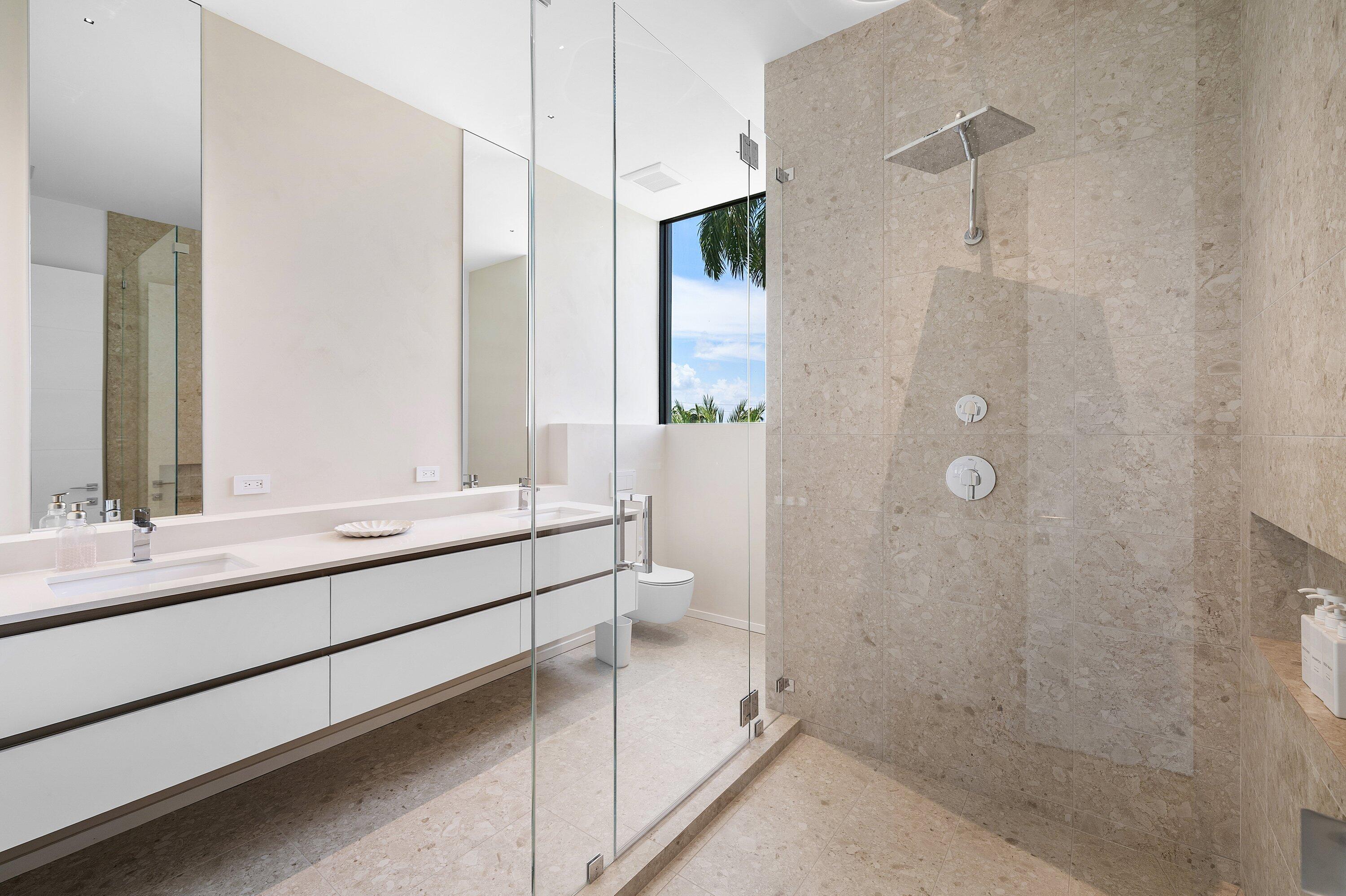 1650 E Terra Mar Drive, Lauderdale-By-The-Sea