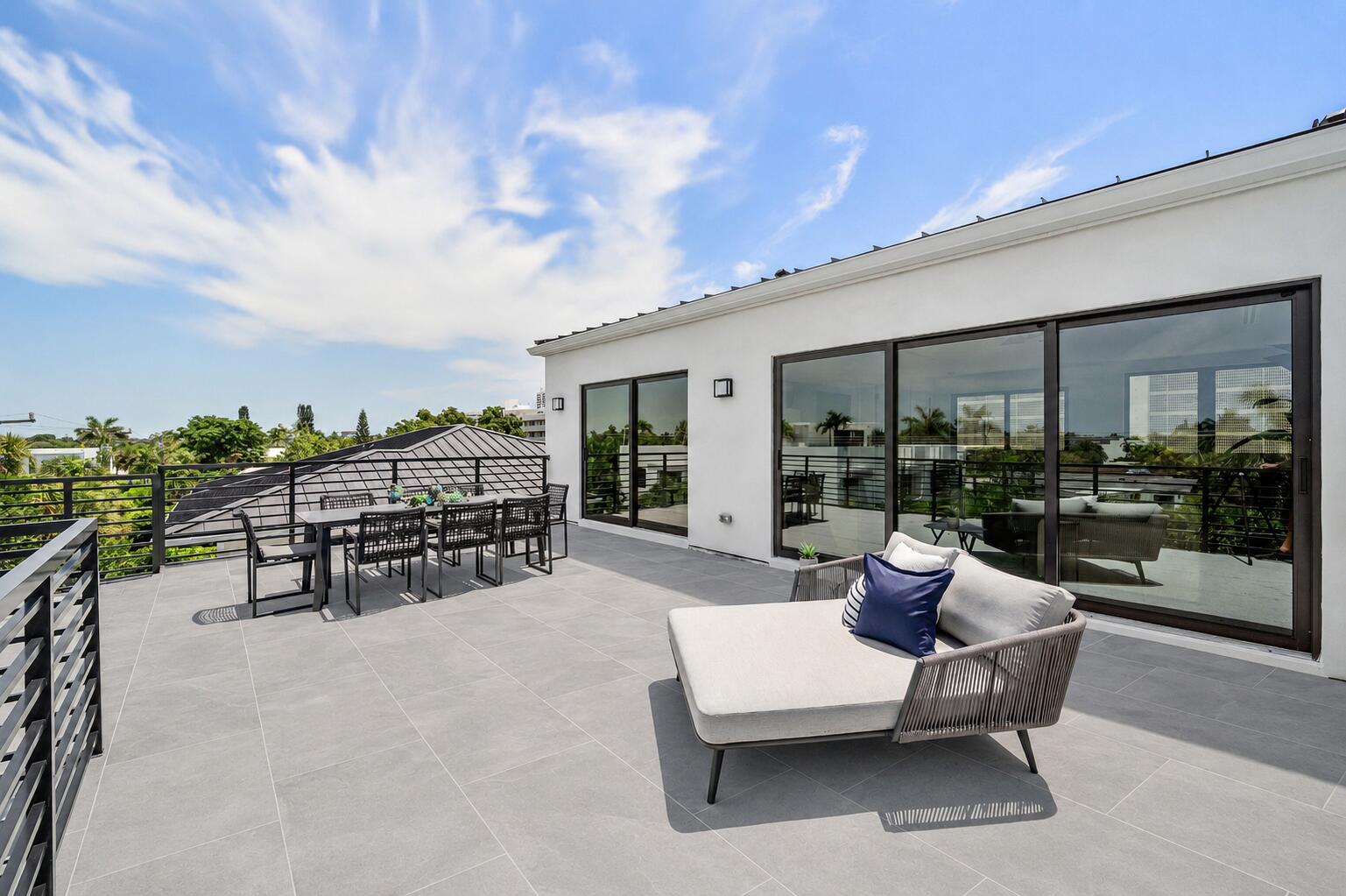 3097 Banyan Road