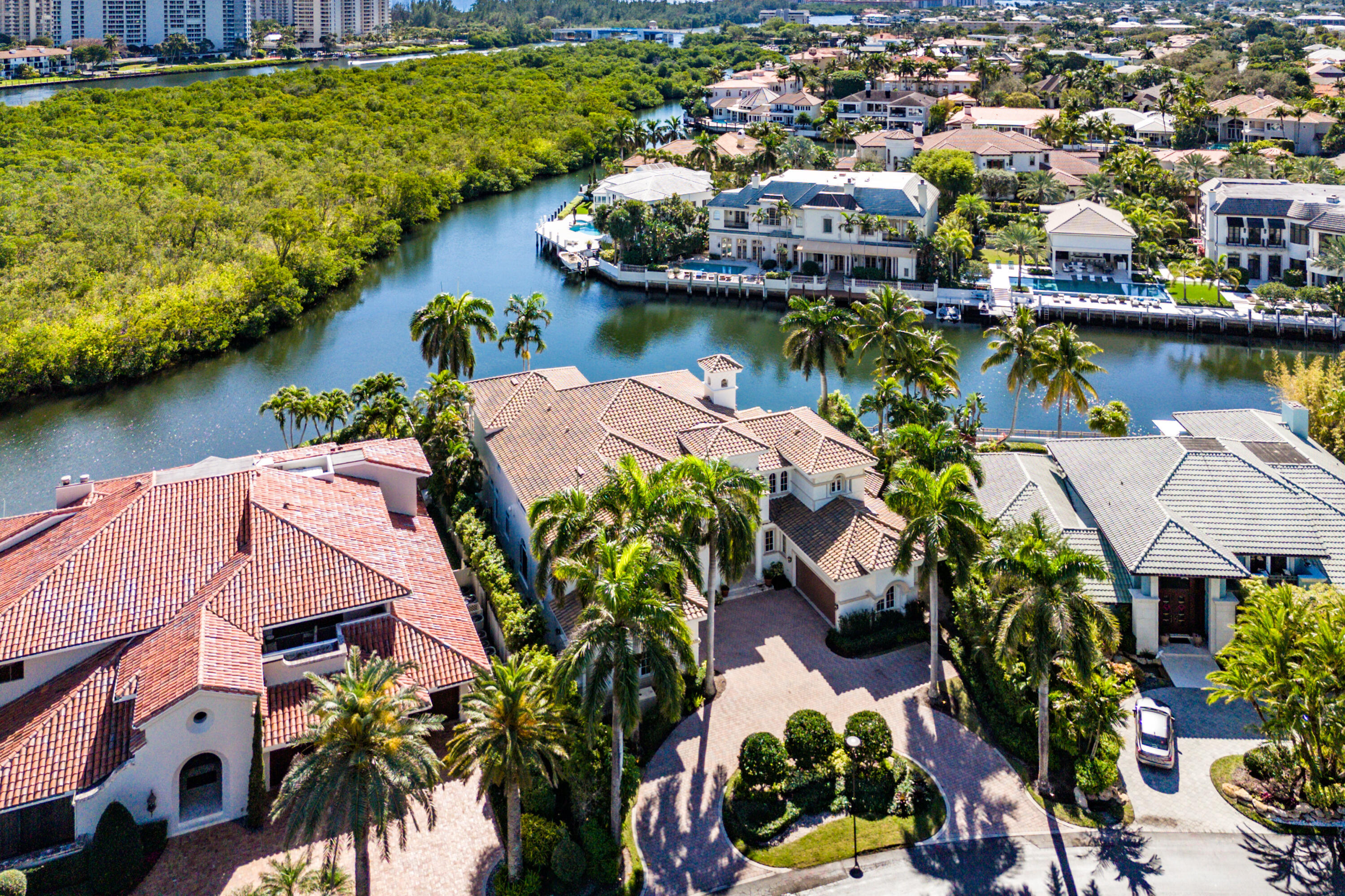 4900 Sanctuary Lane