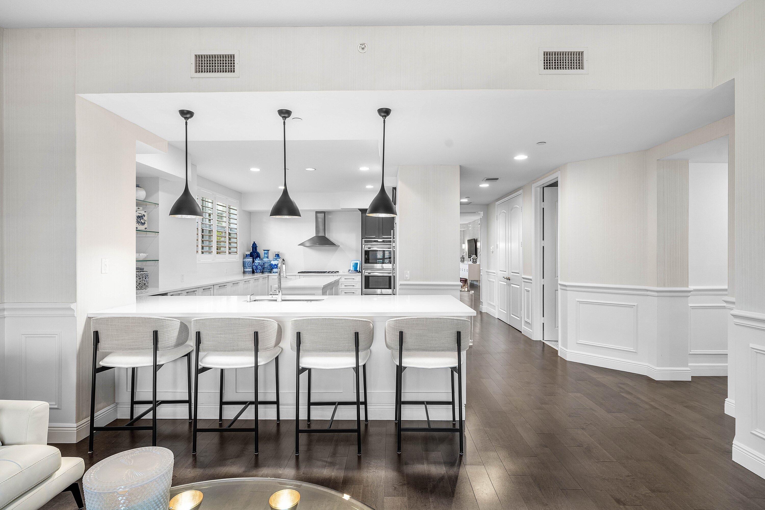 1 N OCEAN Boulevard 207