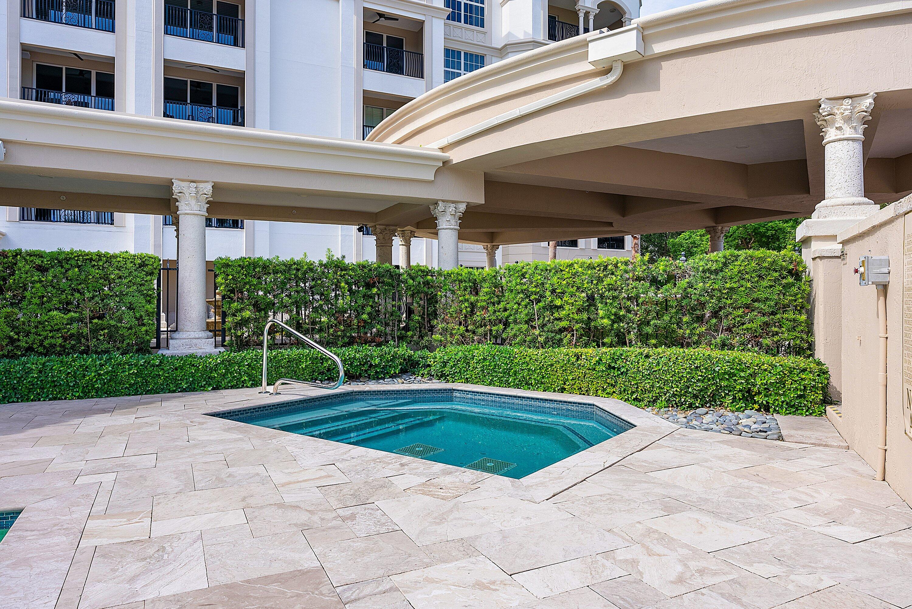1 N OCEAN Boulevard 207