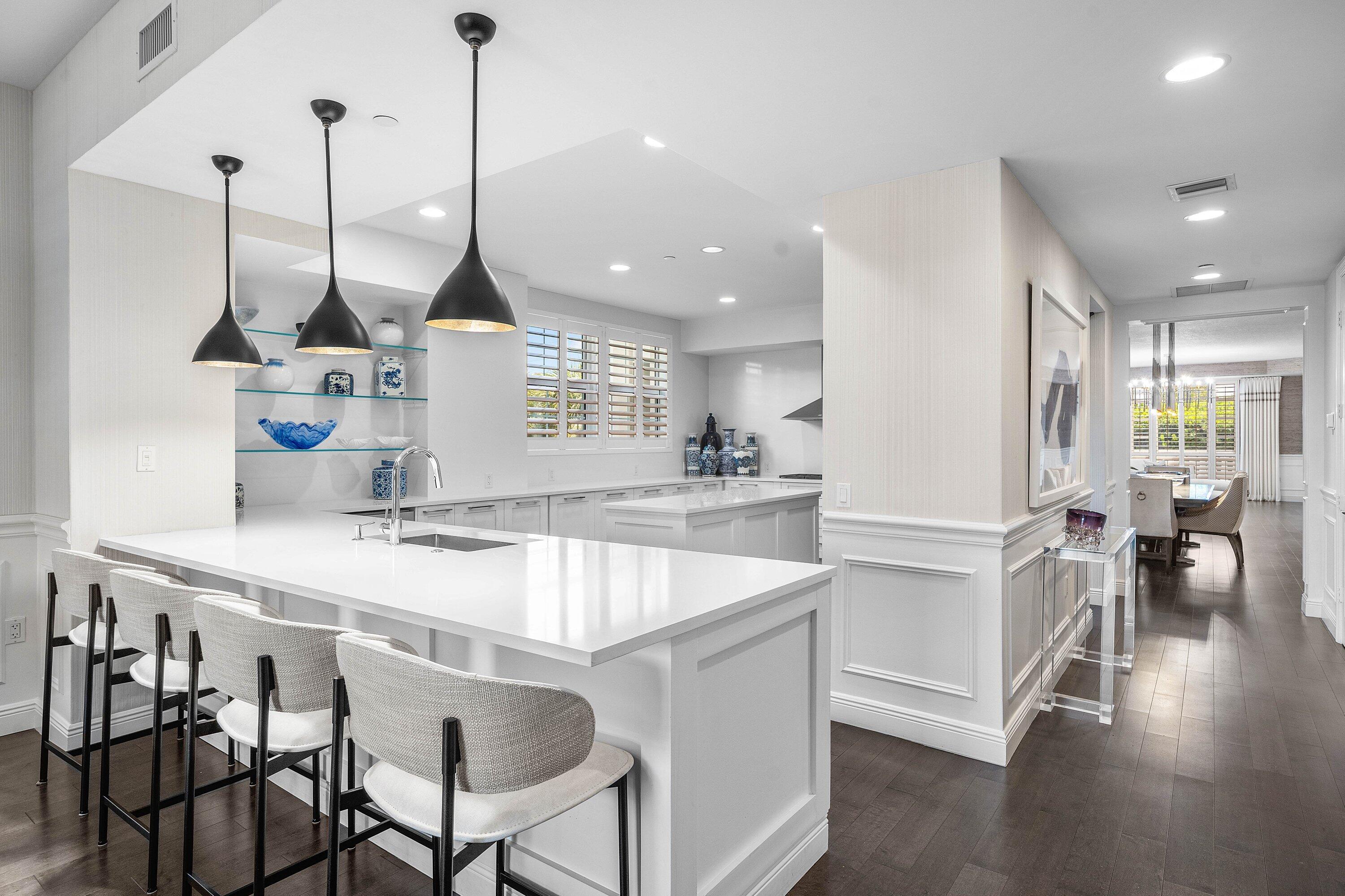 1 N OCEAN Boulevard 207