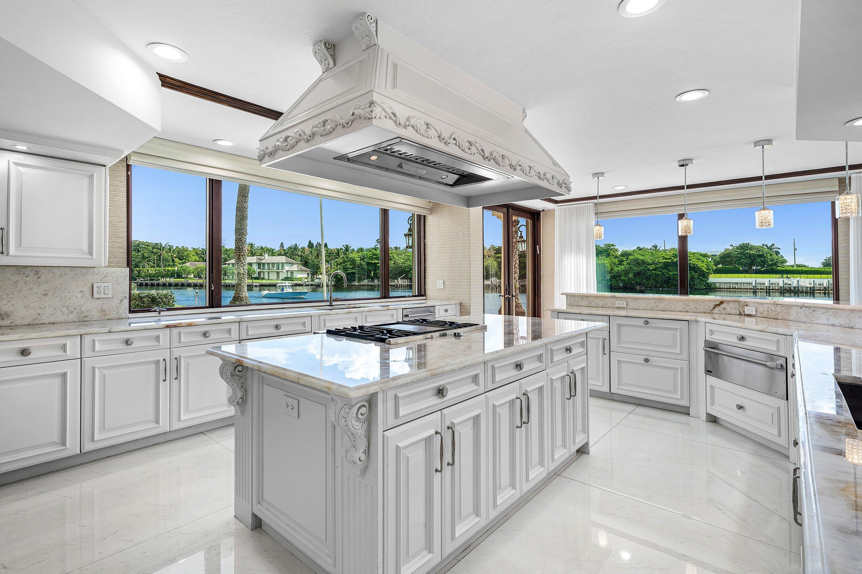 3100 NE 46th Street