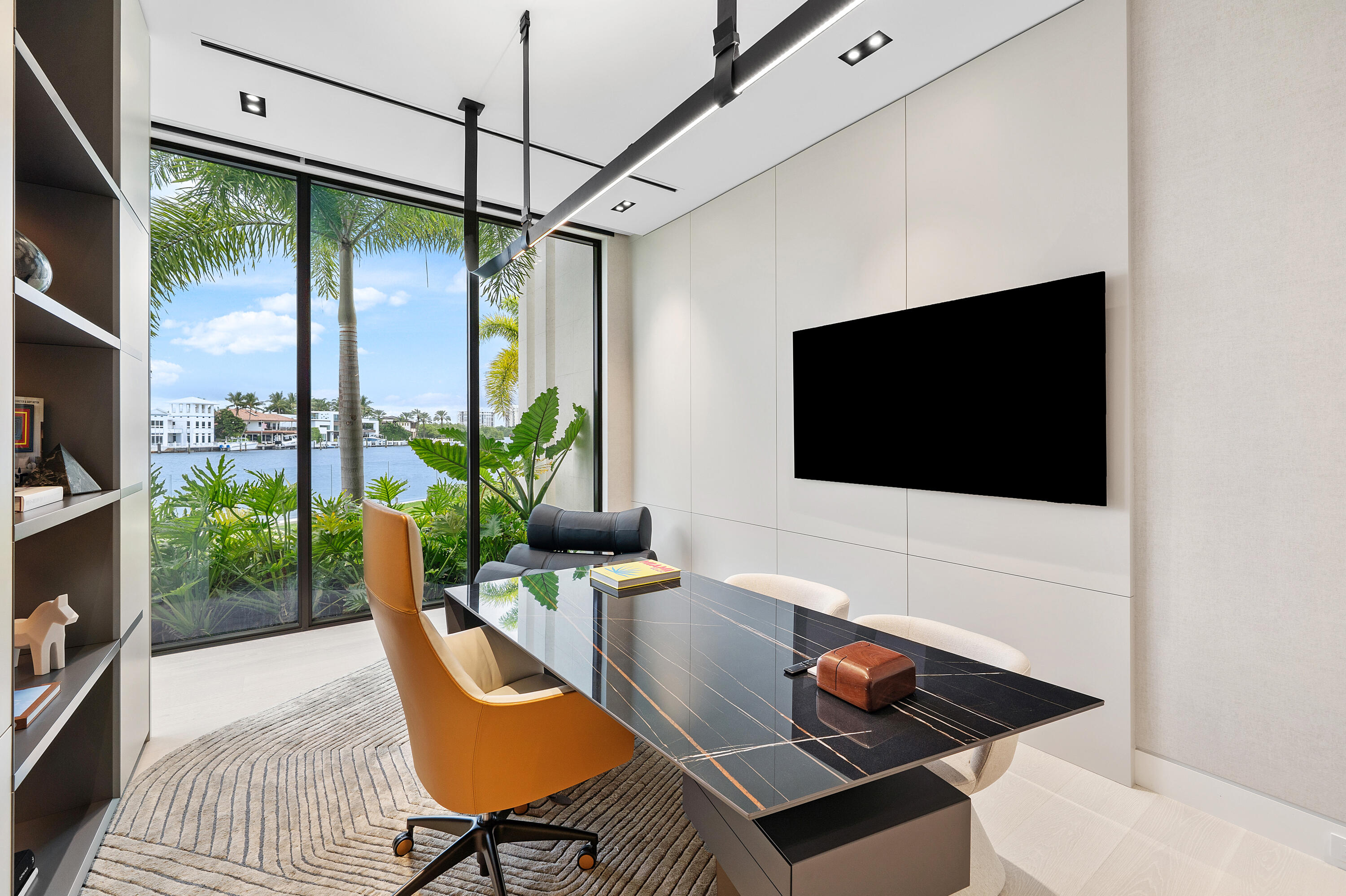829 ORCHID Drive