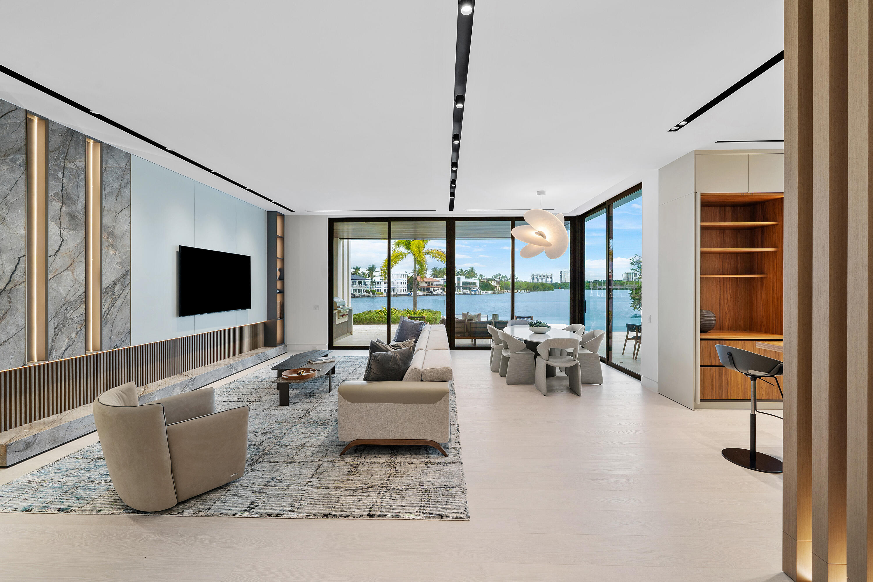 829 ORCHID Drive