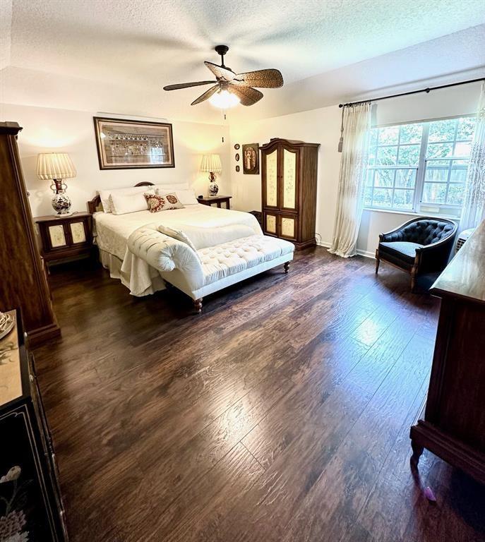 11698 Briarwood Cir 1