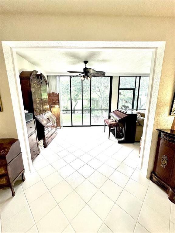 11698 Briarwood Cir 1