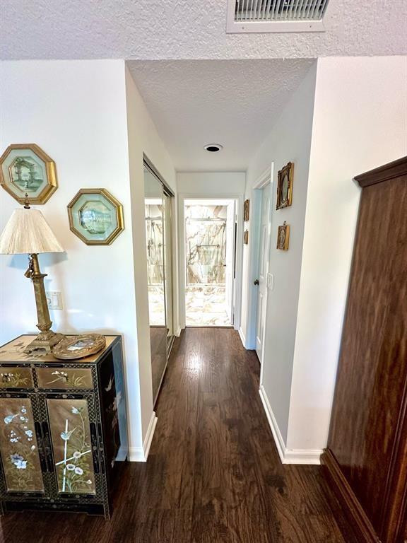 11698 Briarwood Cir 1