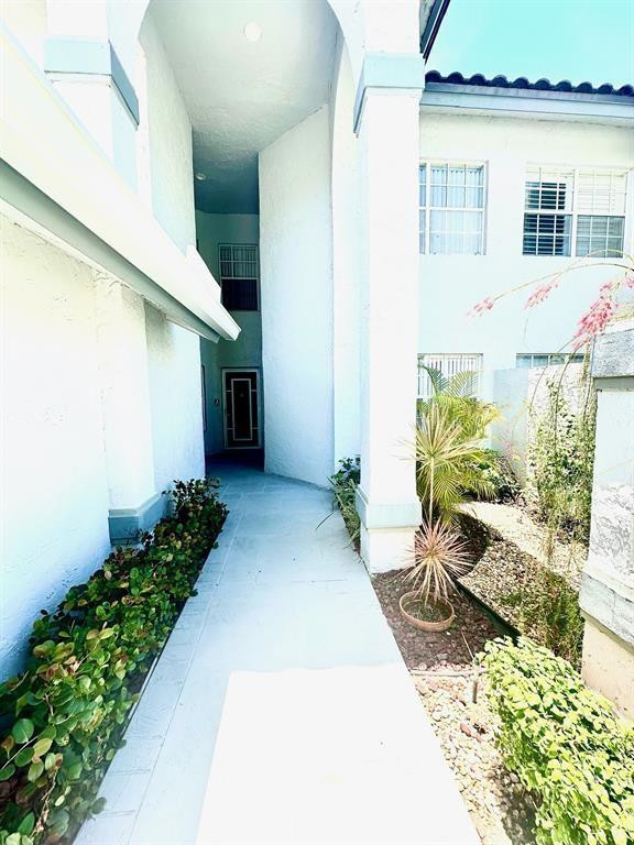 11698 Briarwood Cir 1