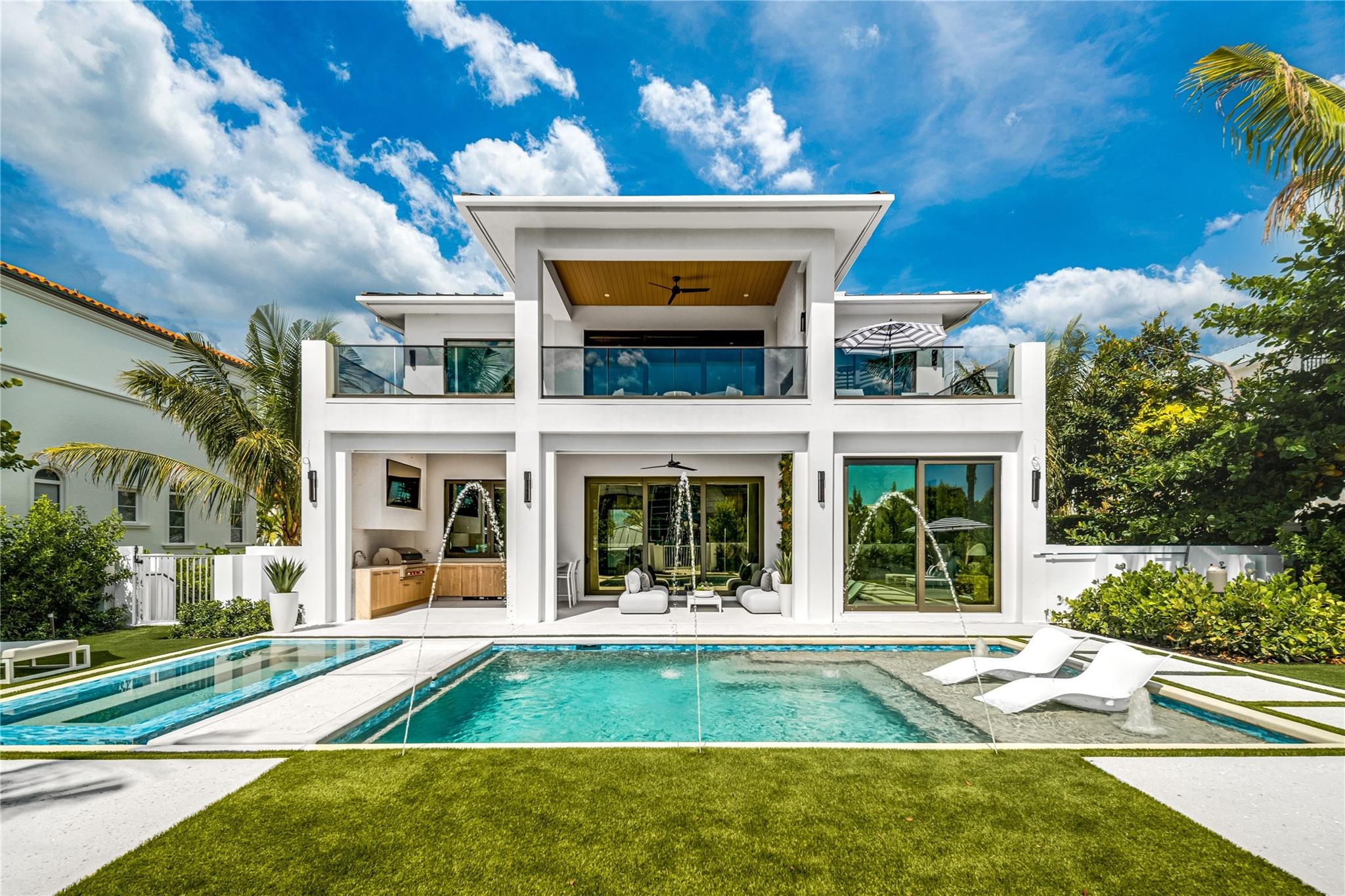 6107 N Ocean Boulevard