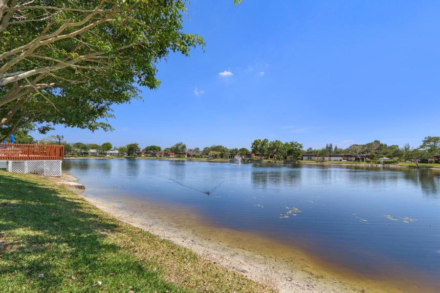 754 Nantucket Circle