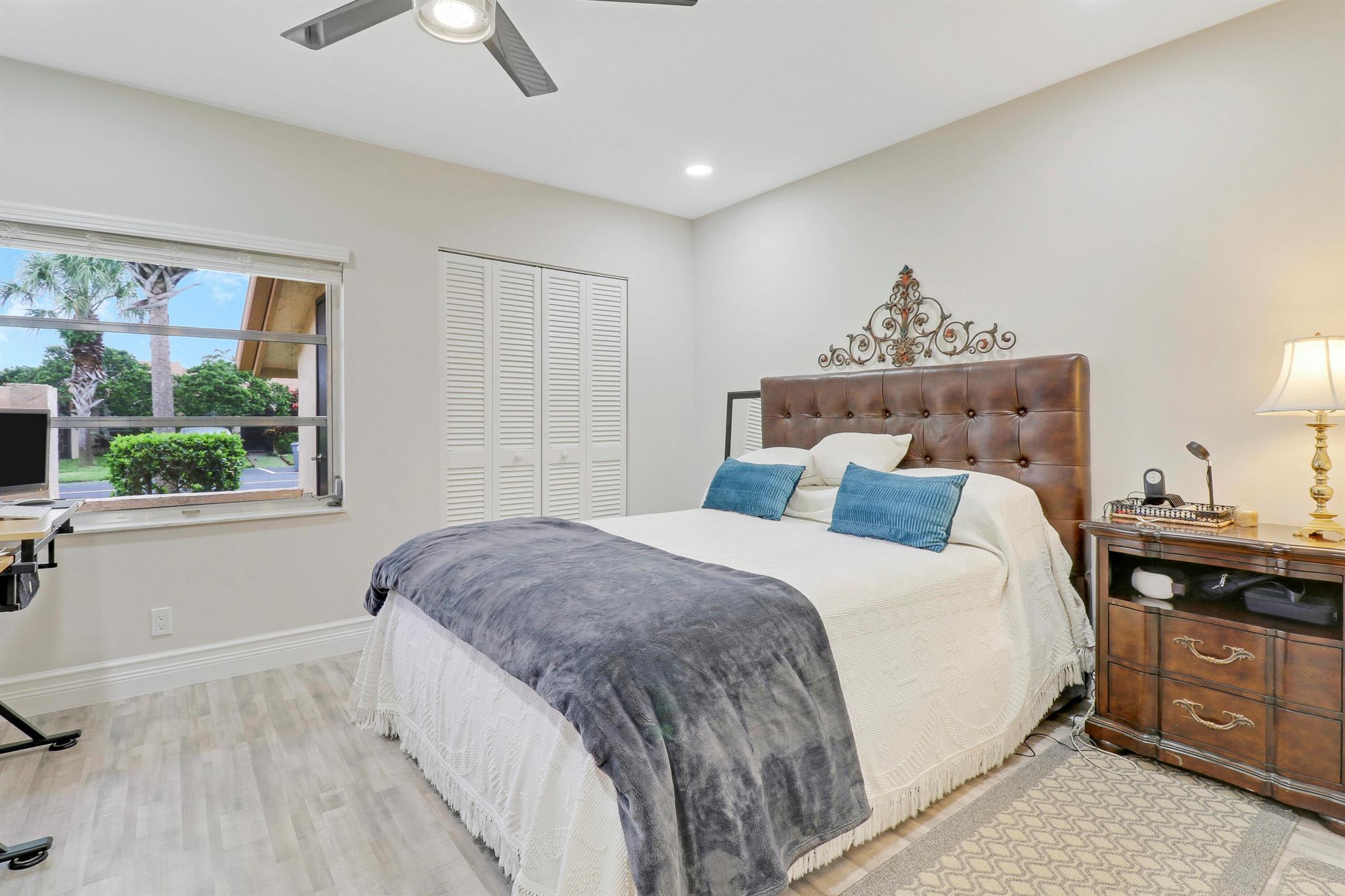 13566 Sabal Palm Court B