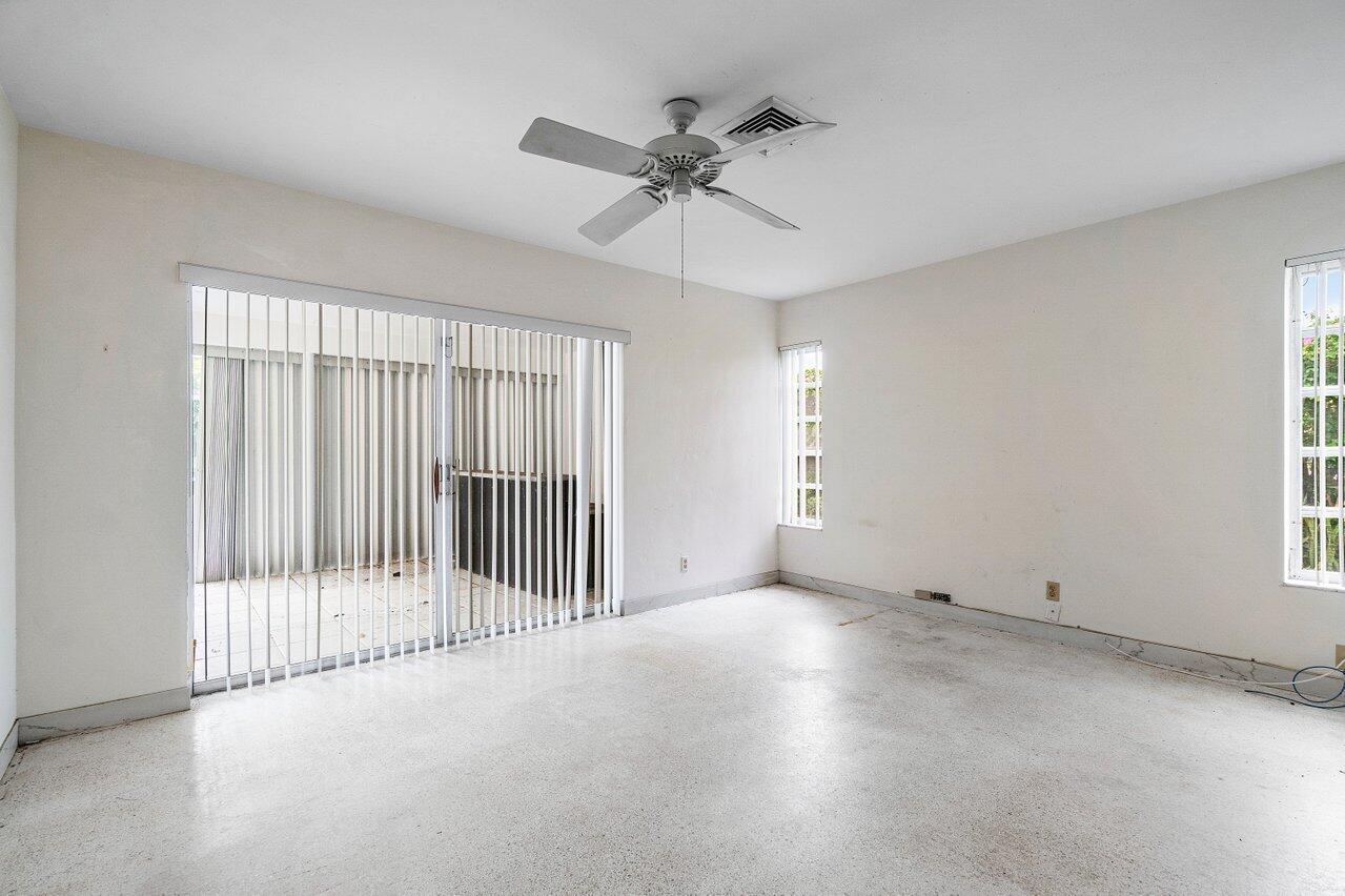 1060 Spanish River Road