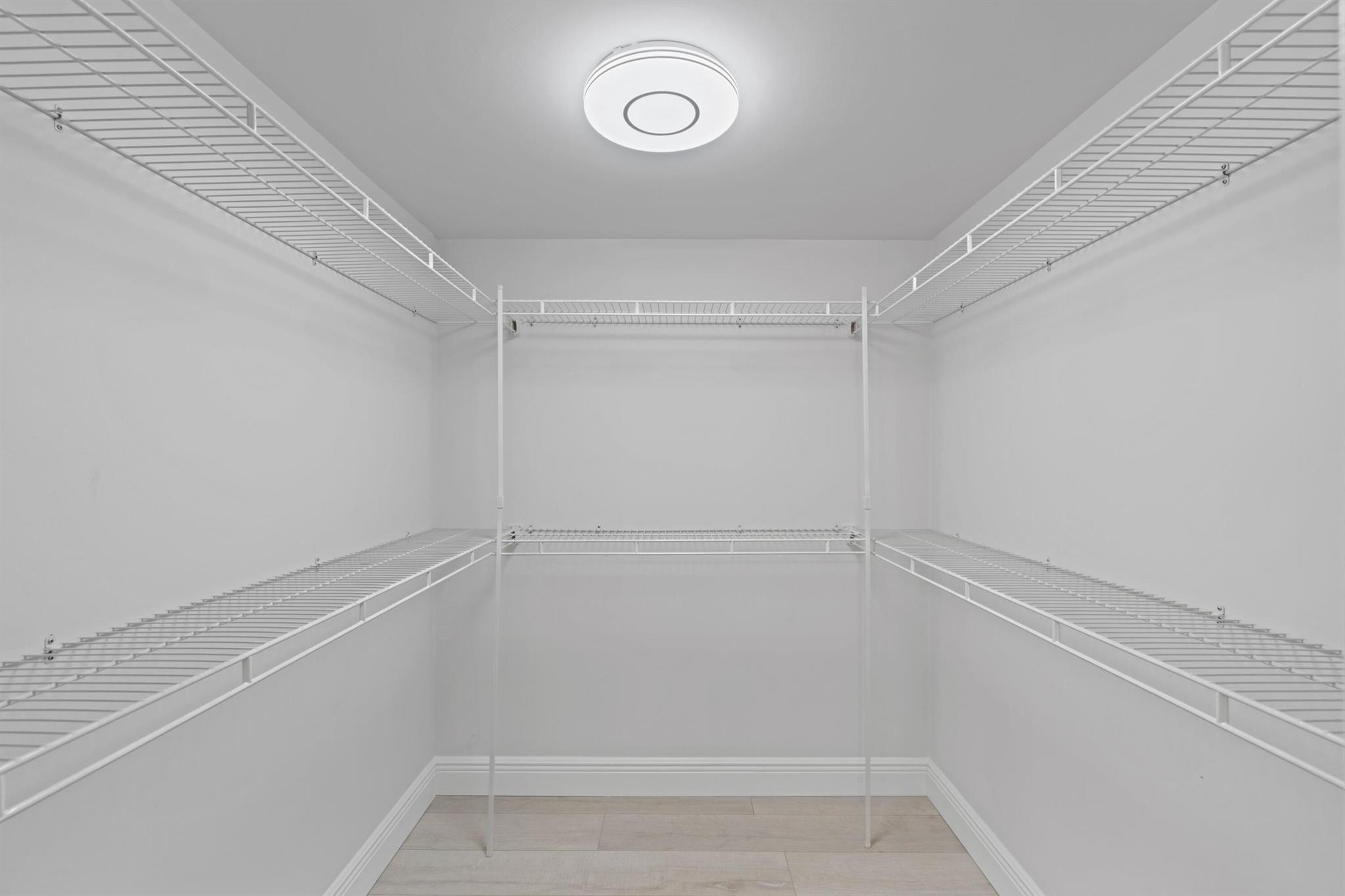 5306 Cedar Lake Drive 104