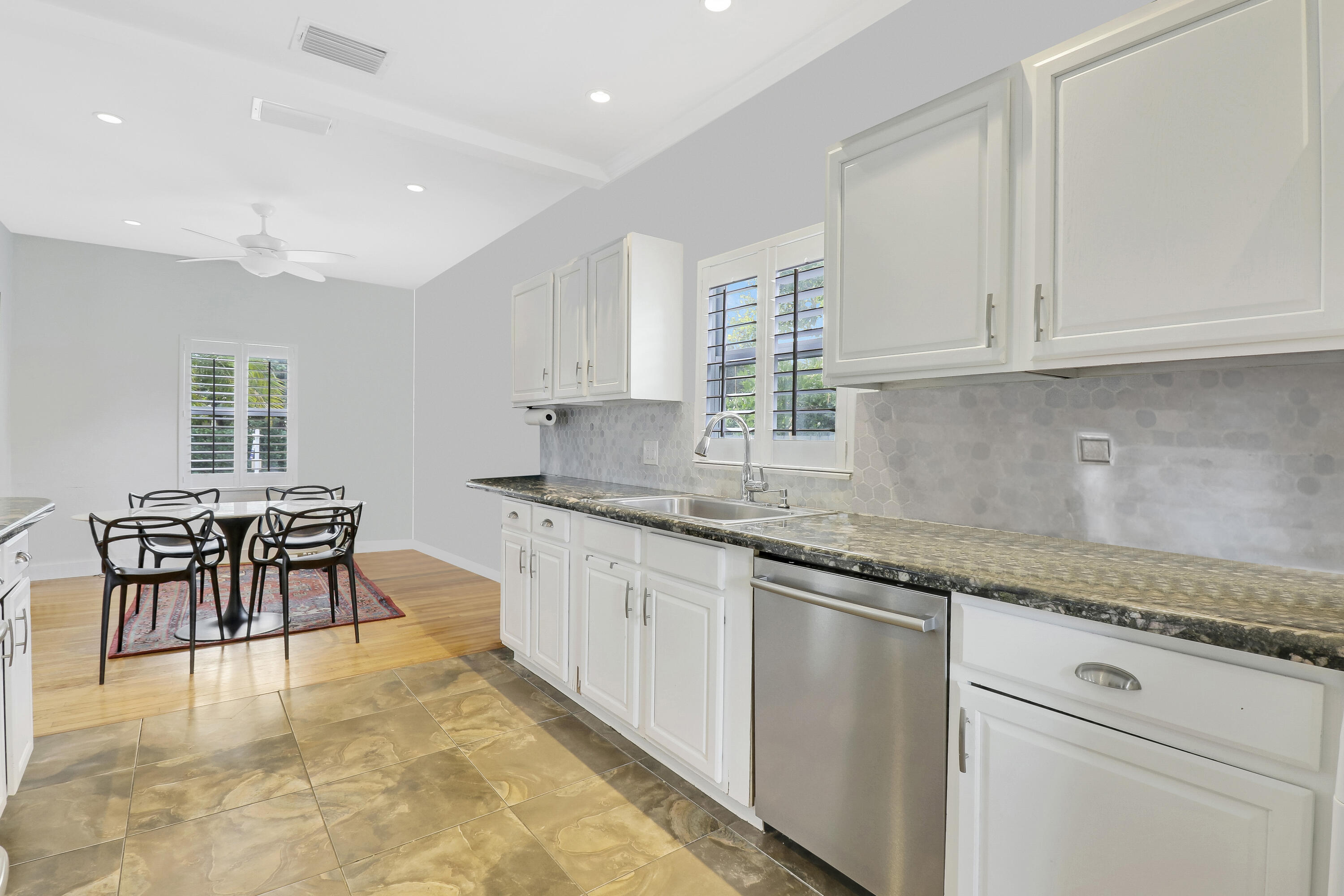 215 NE 13th Street