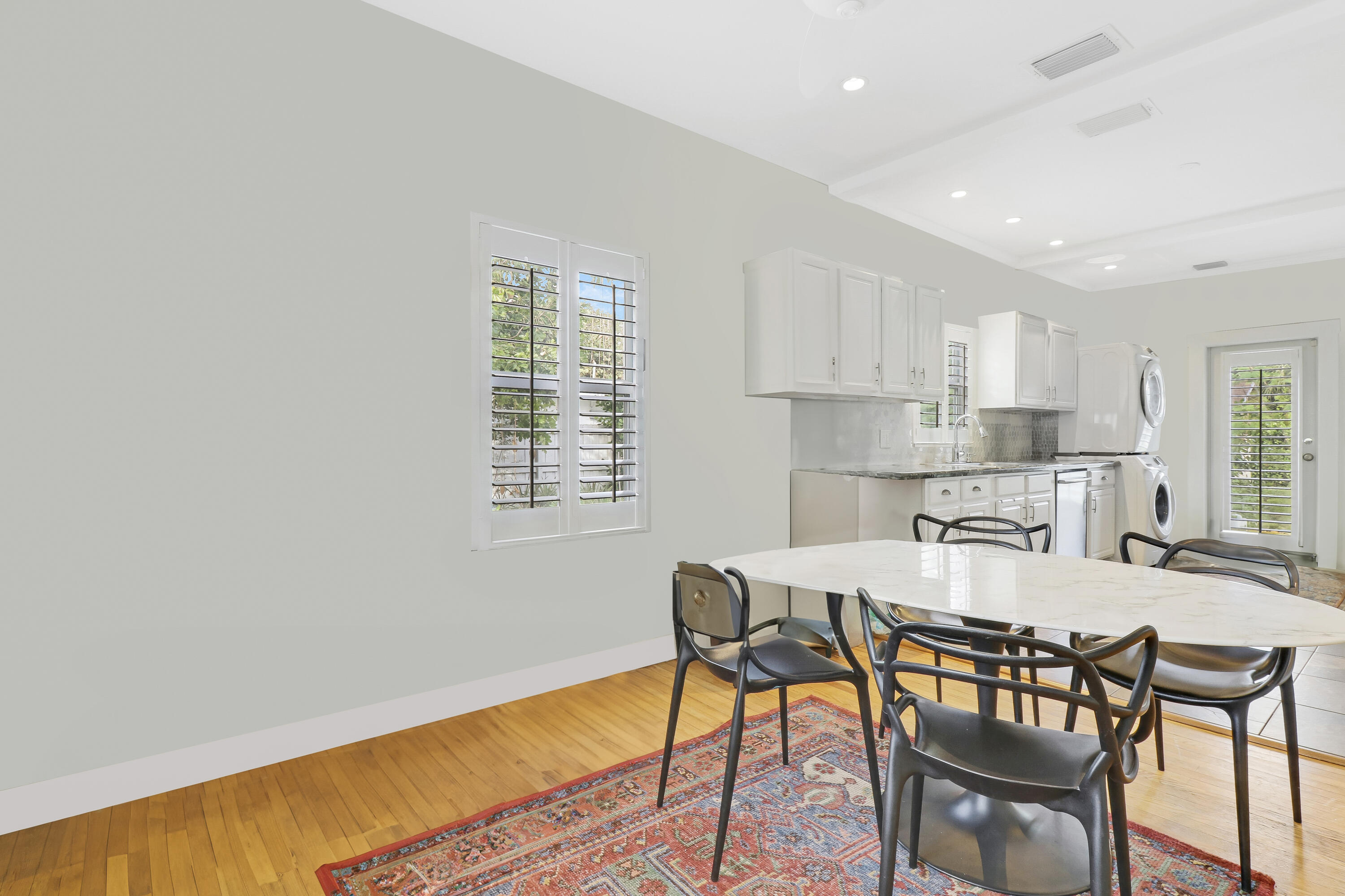 215 NE 13th Street