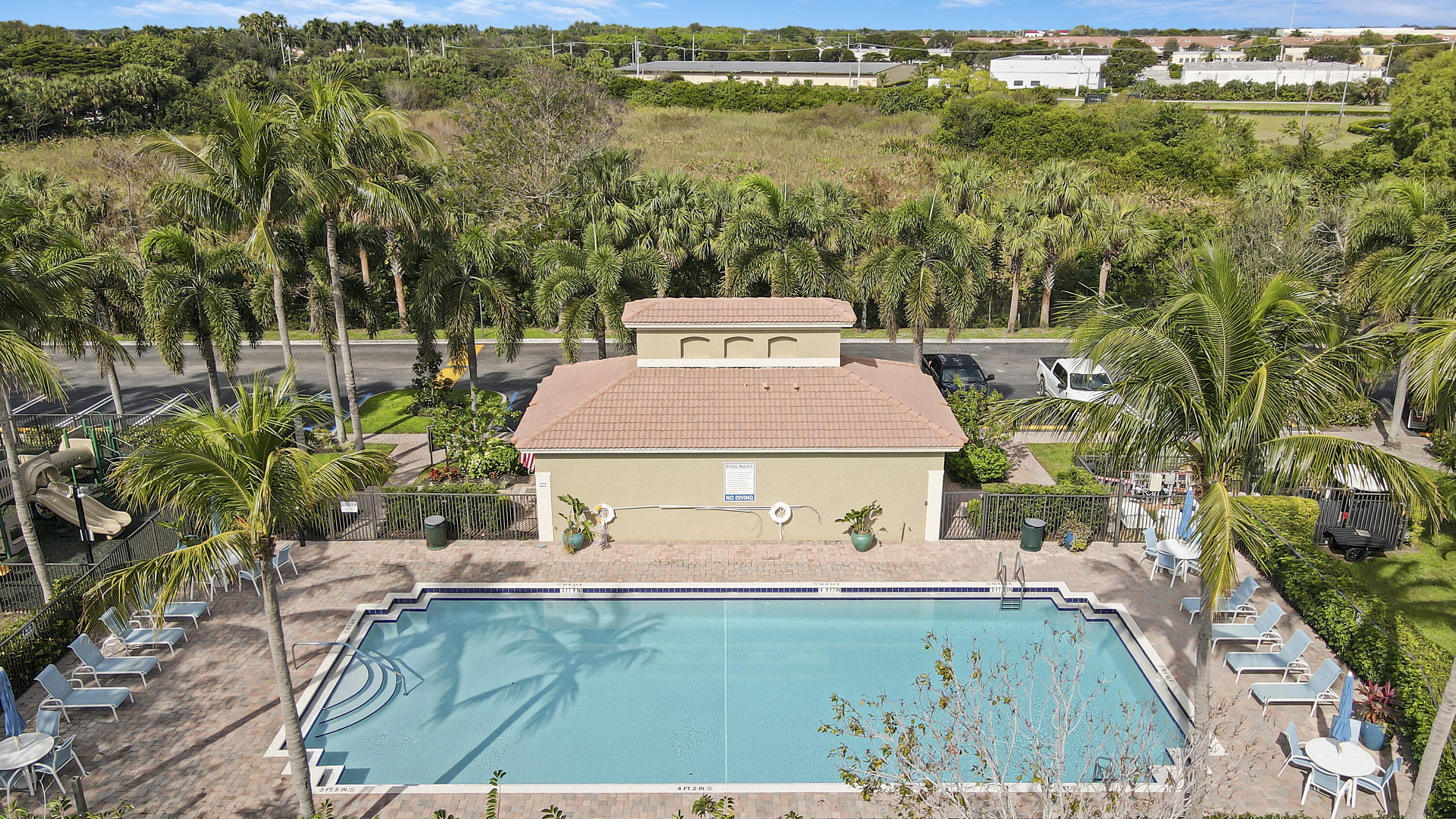 295 Lake Monterey Circle