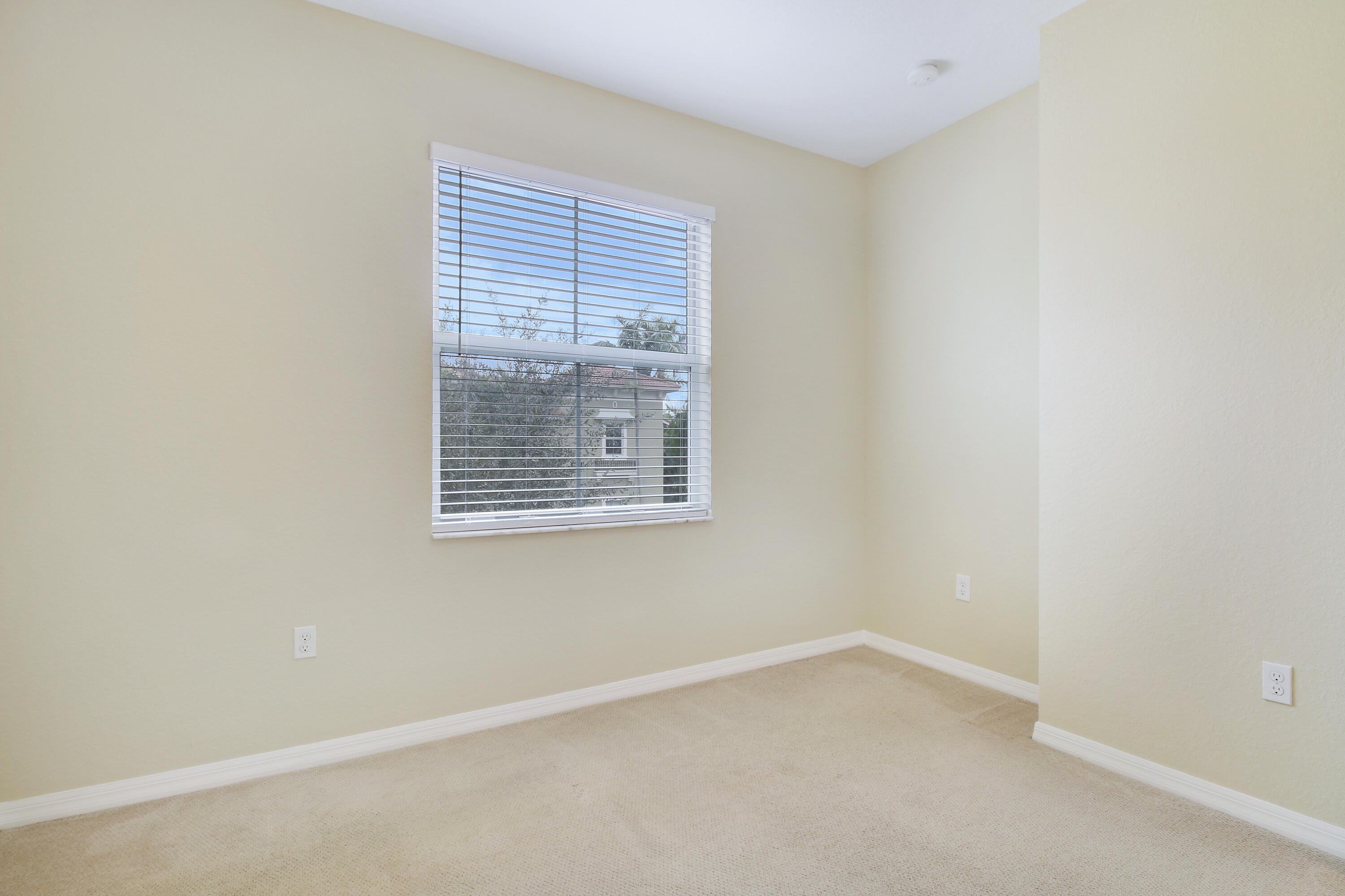 295 Lake Monterey Circle