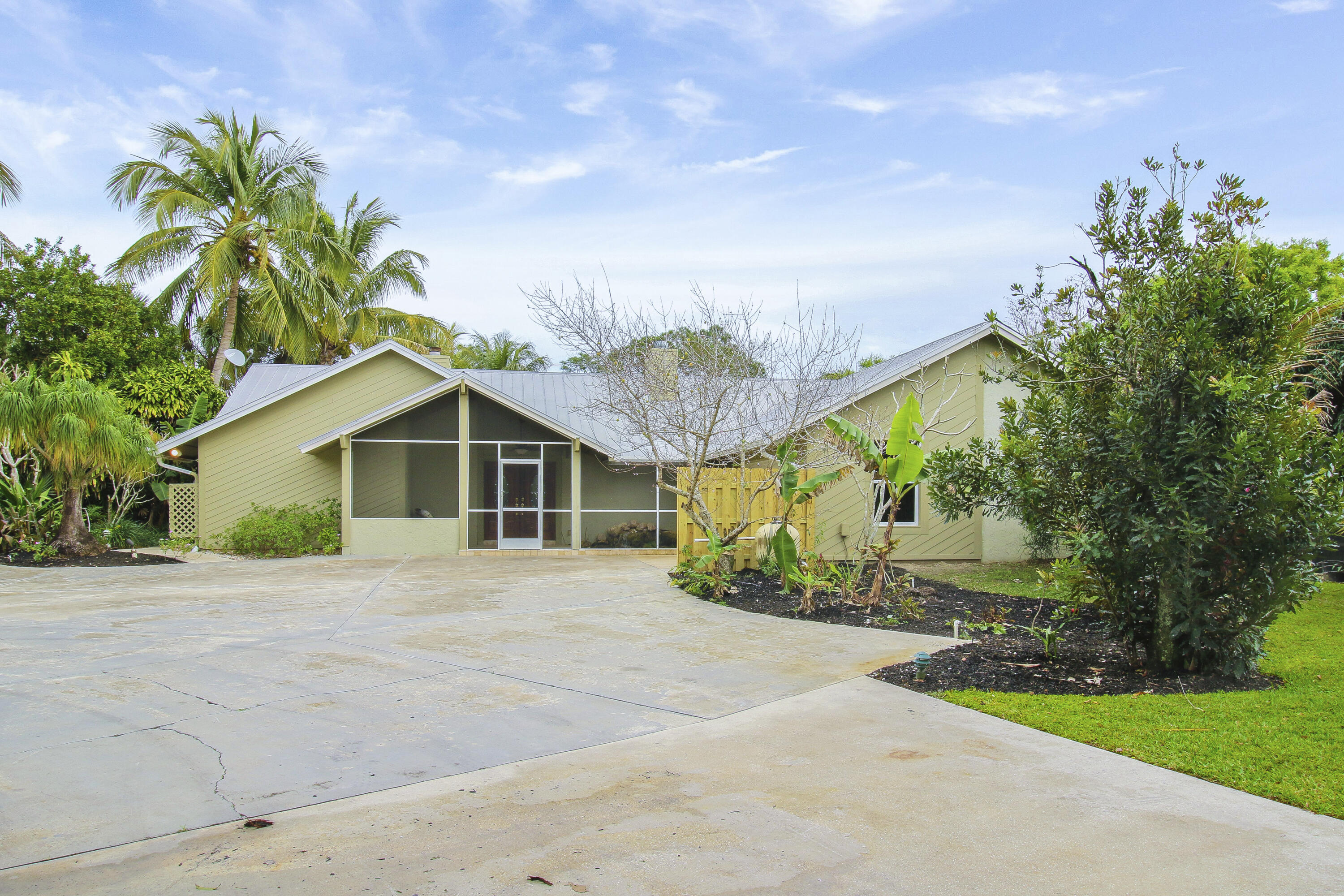 15354 96th Street N