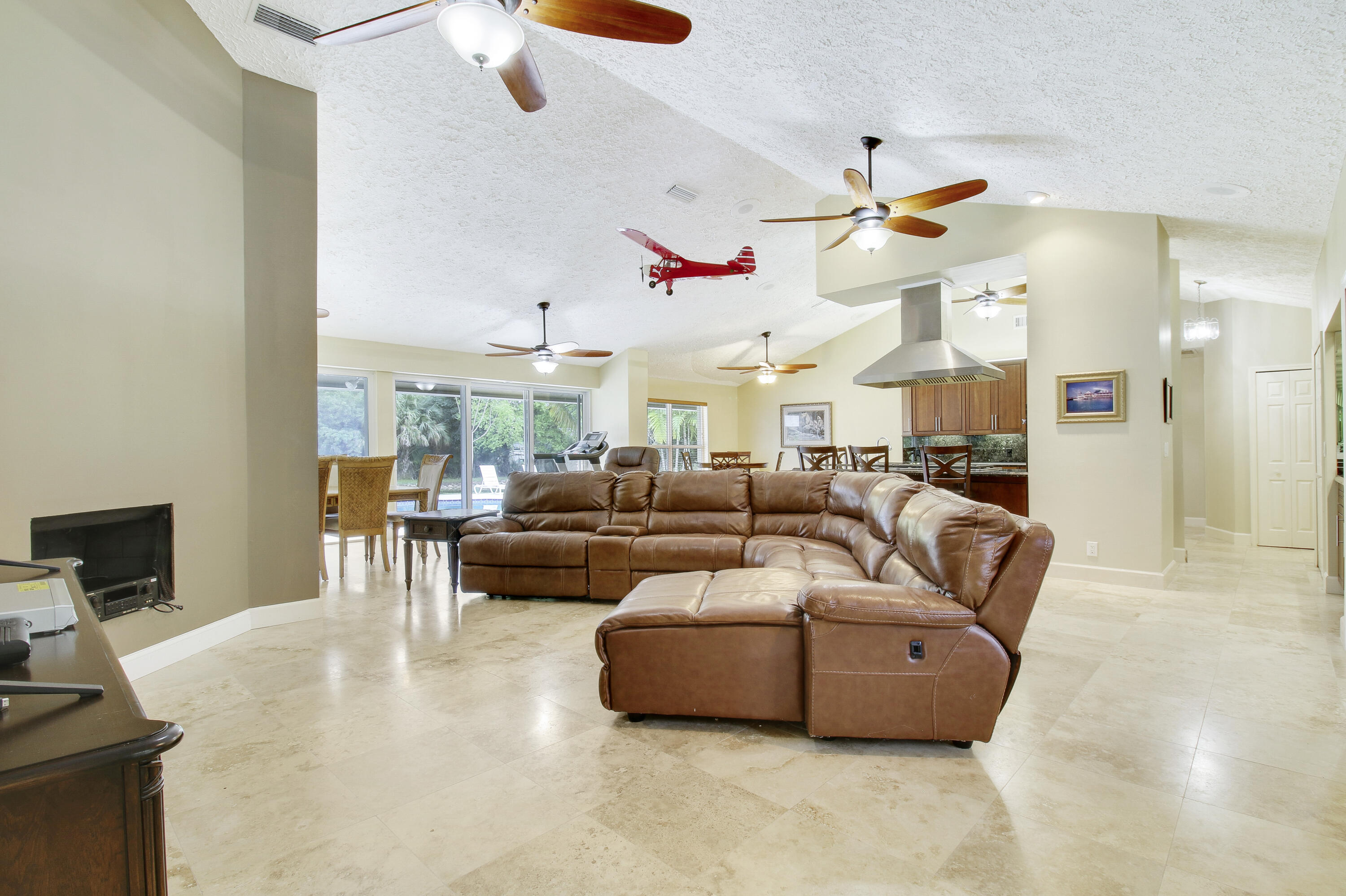 15354 96th Street N
