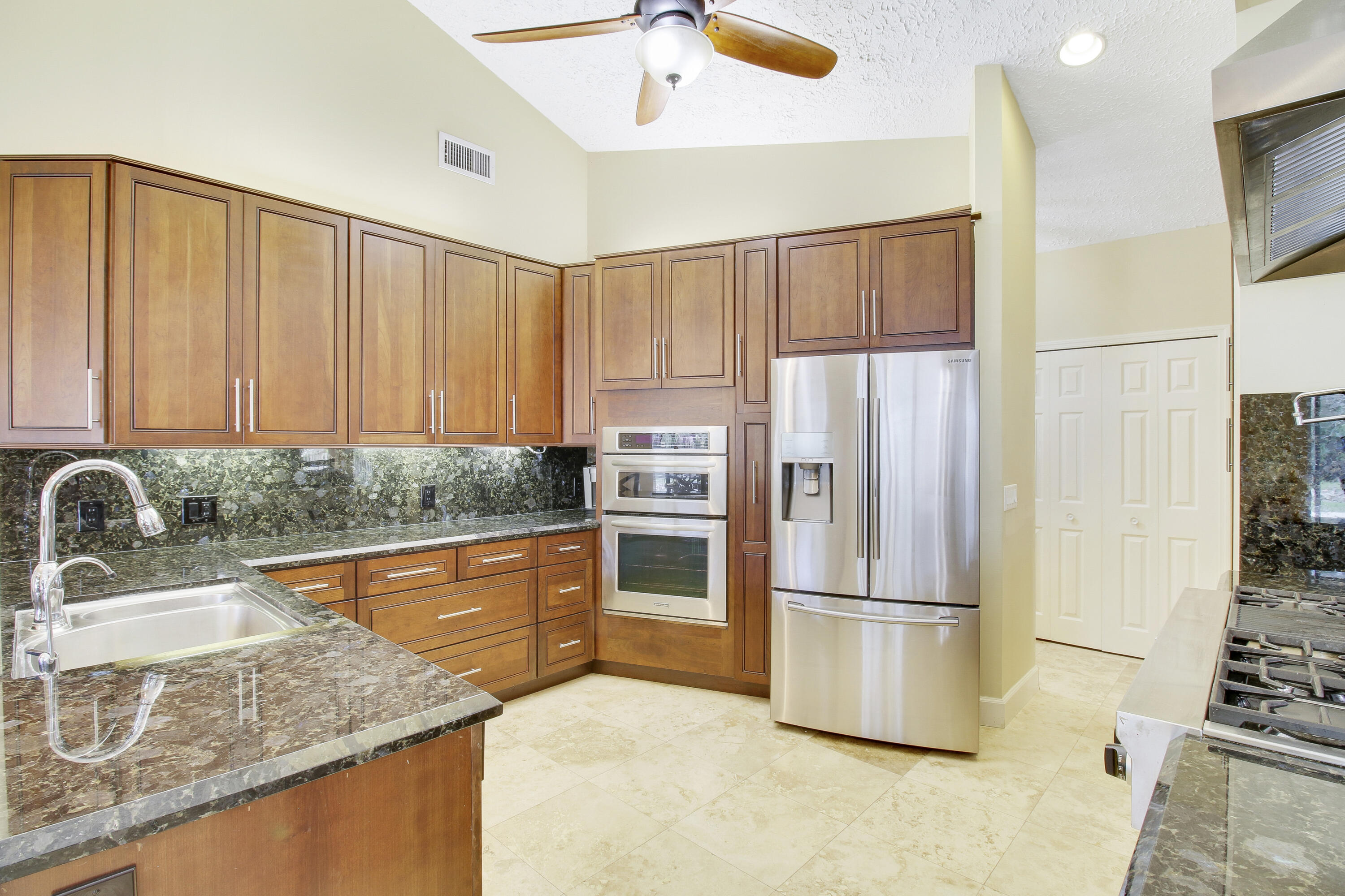 15354 96th Street N